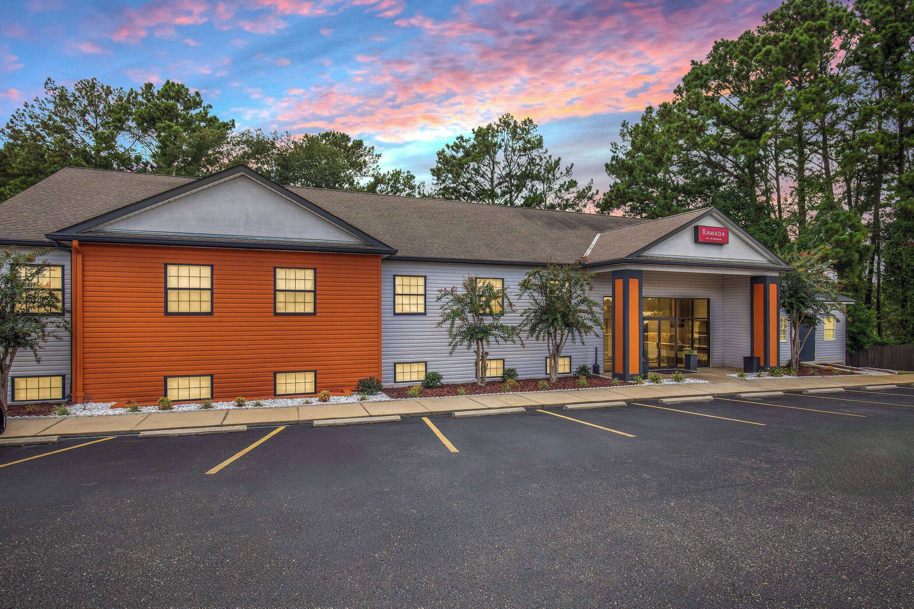 Ramada by Wyndham Studio Suites Dothan Ramada by Wyndham Studio Suites Dothan