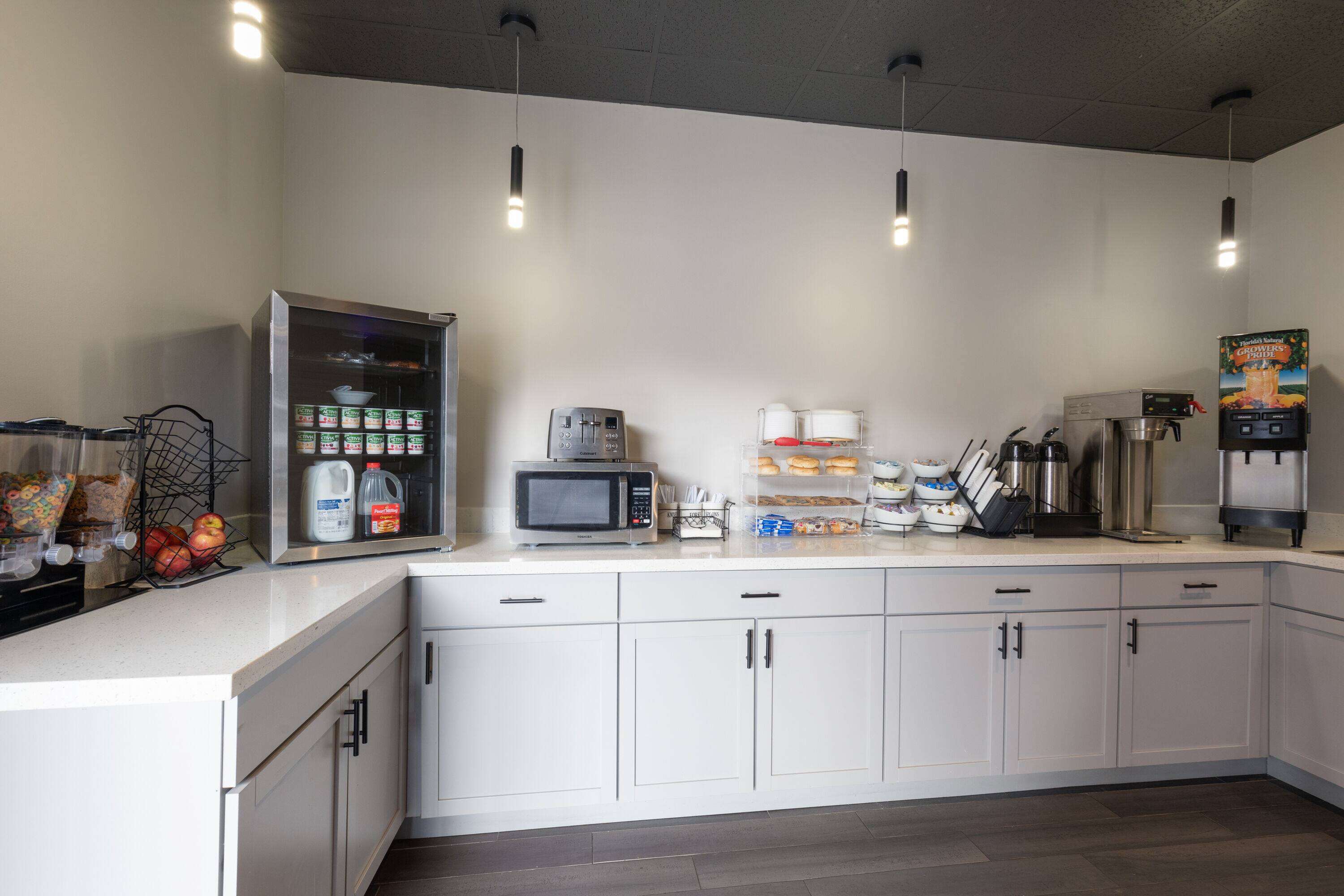 Ramada by Wyndham Studio Suites Dothan Ramada by Wyndham Studio Suites Dothan