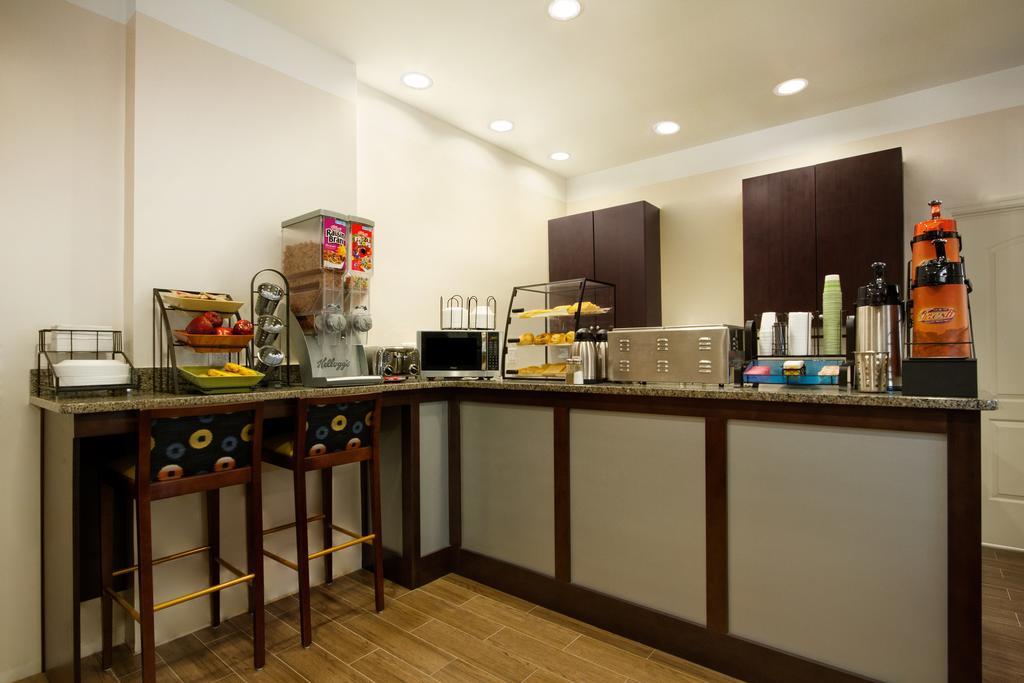 Days Inn by Wyndham Fultondale