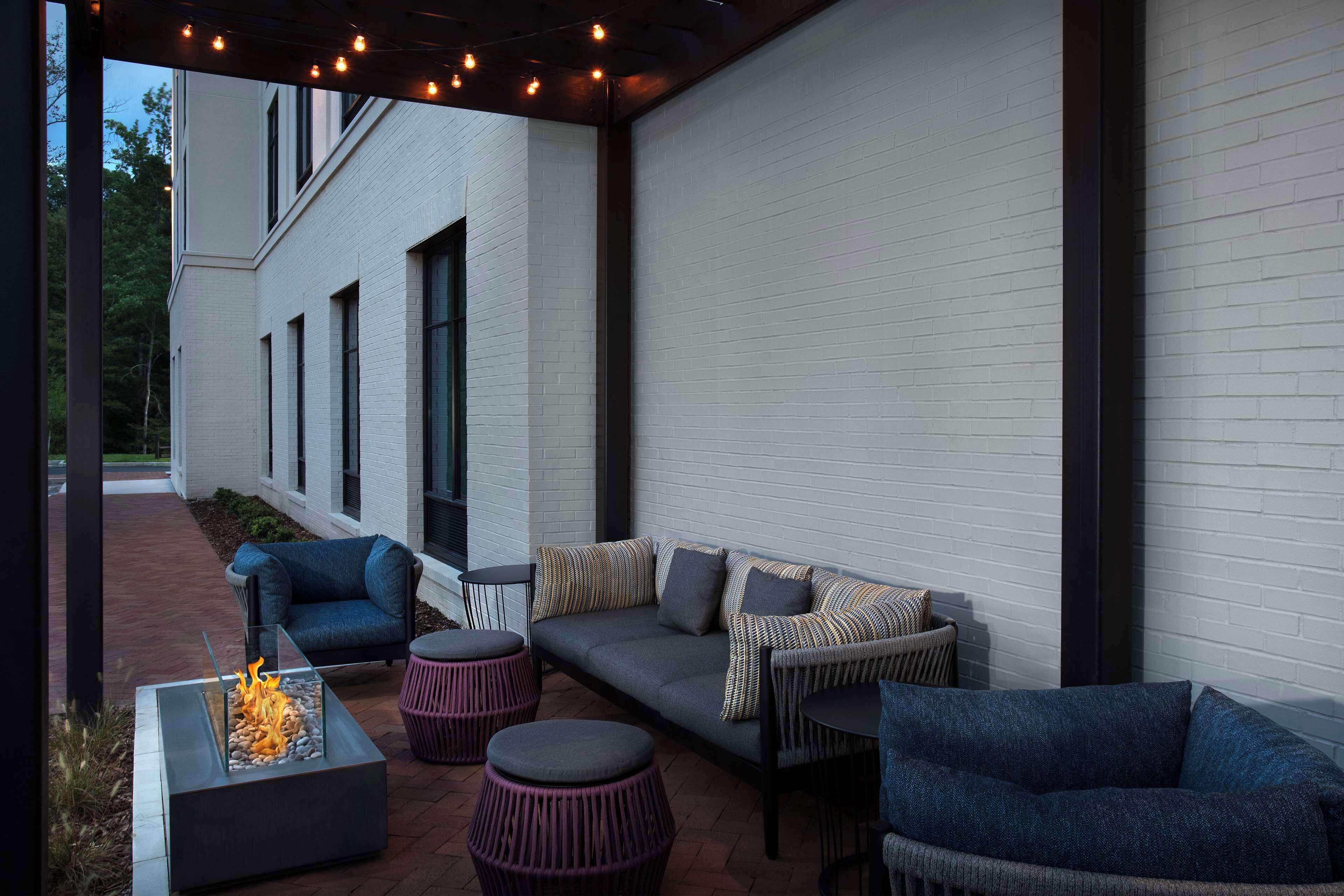 Home2 Suites by Hilton Huntsville Village of Providence