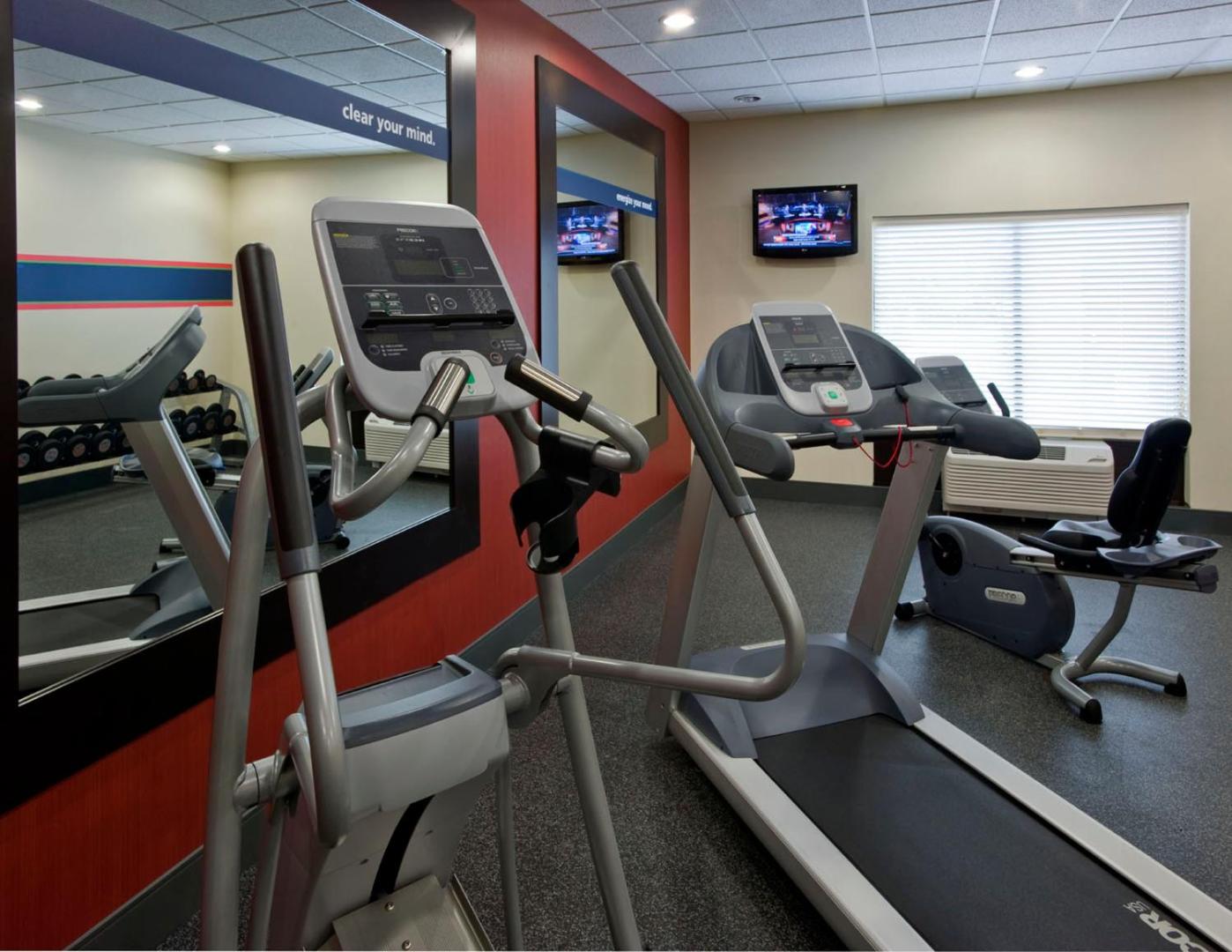 Hampton Inn Jackson-College Avenue Hampton Inn Jackson-College Avenue