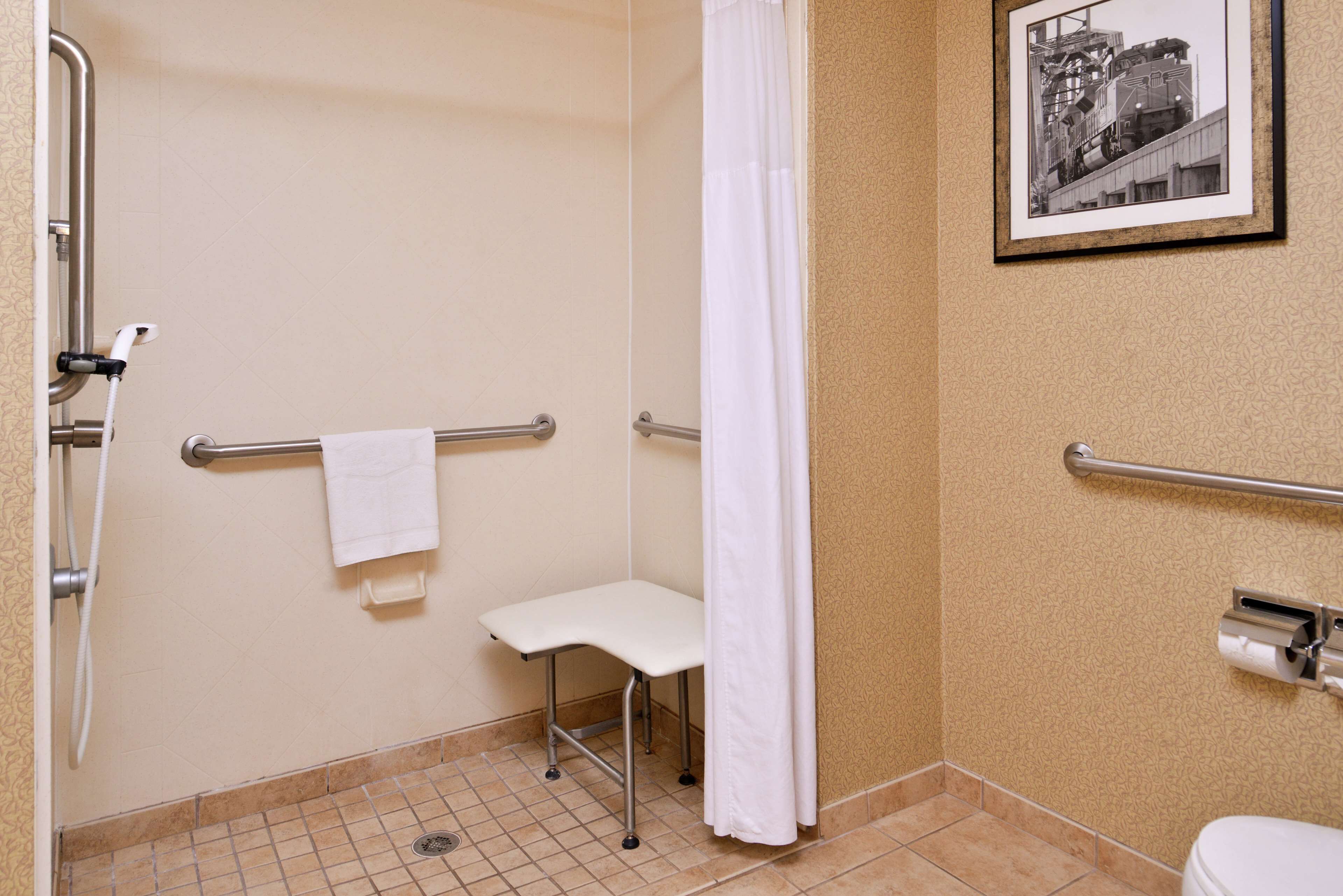 Hampton Inn Jackson-College Avenue Hampton Inn Jackson-College Avenue