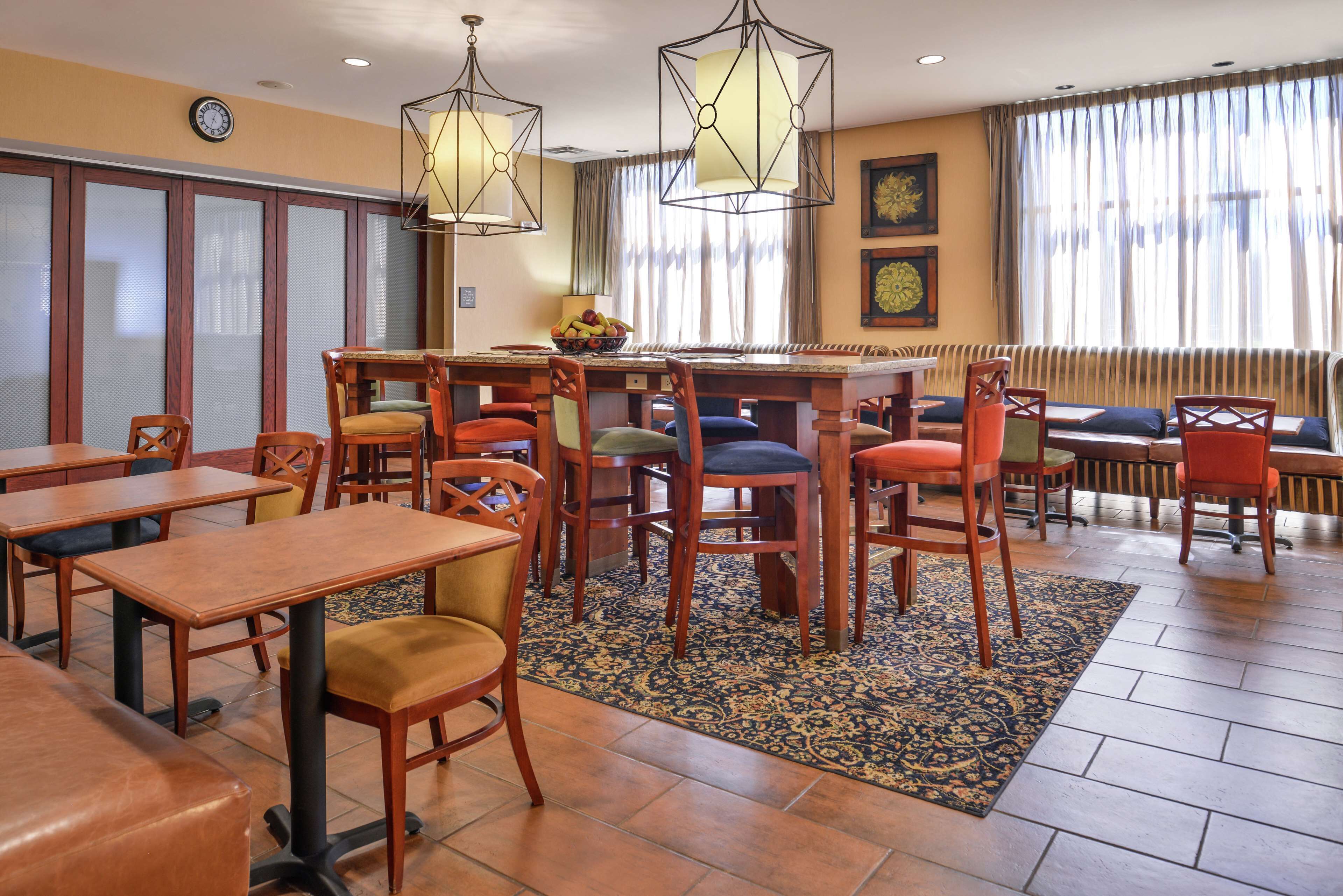 Hampton Inn Jackson-College Avenue Hampton Inn Jackson-College Avenue