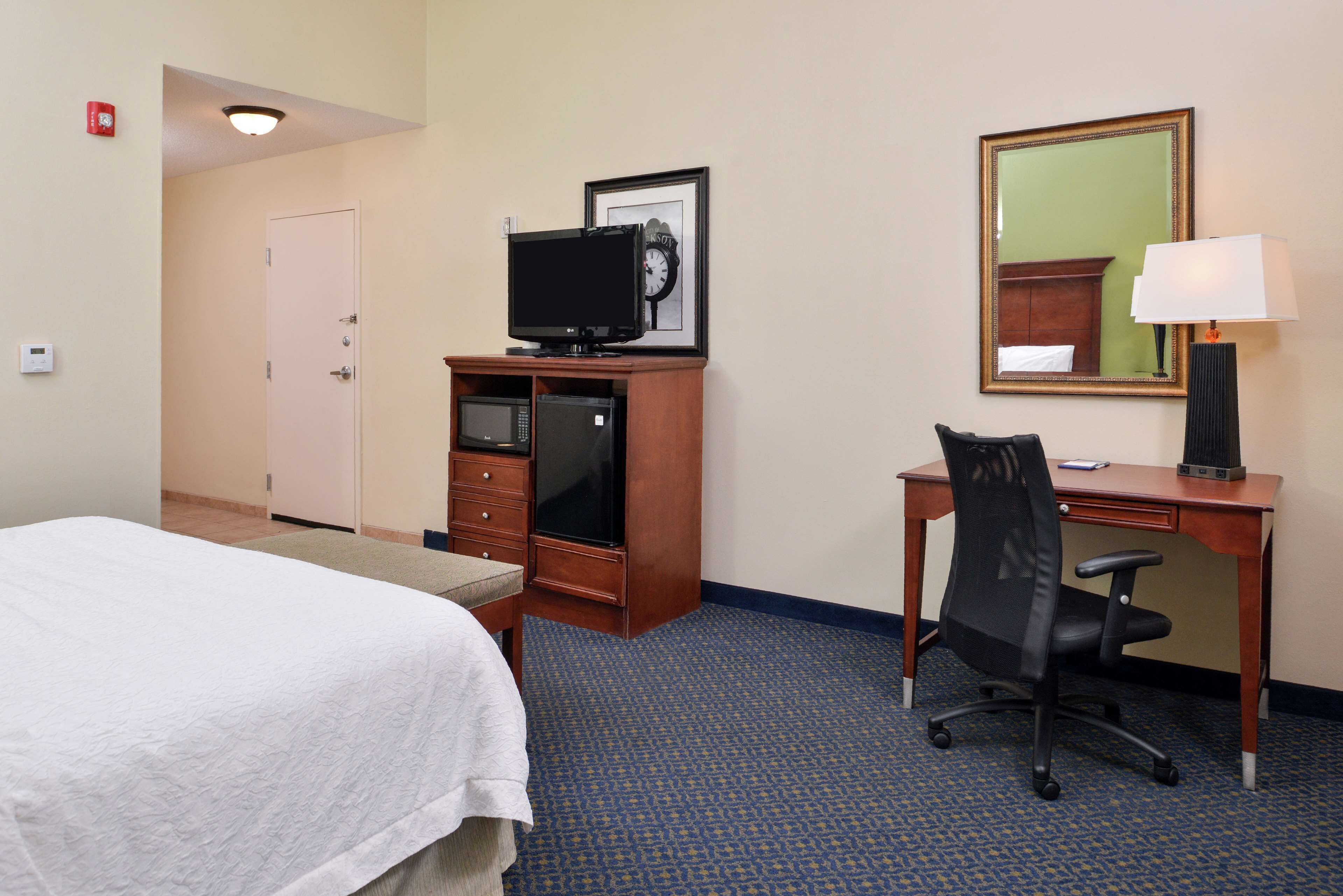 Hampton Inn Jackson-College Avenue Hampton Inn Jackson-College Avenue