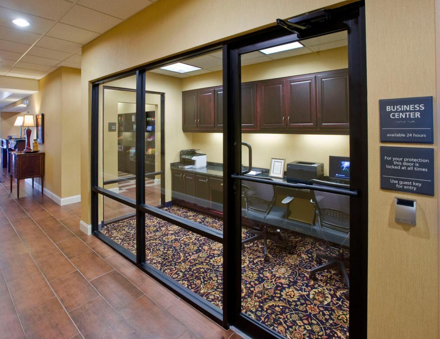 Hampton Inn Jackson-College Avenue Hampton Inn Jackson-College Avenue