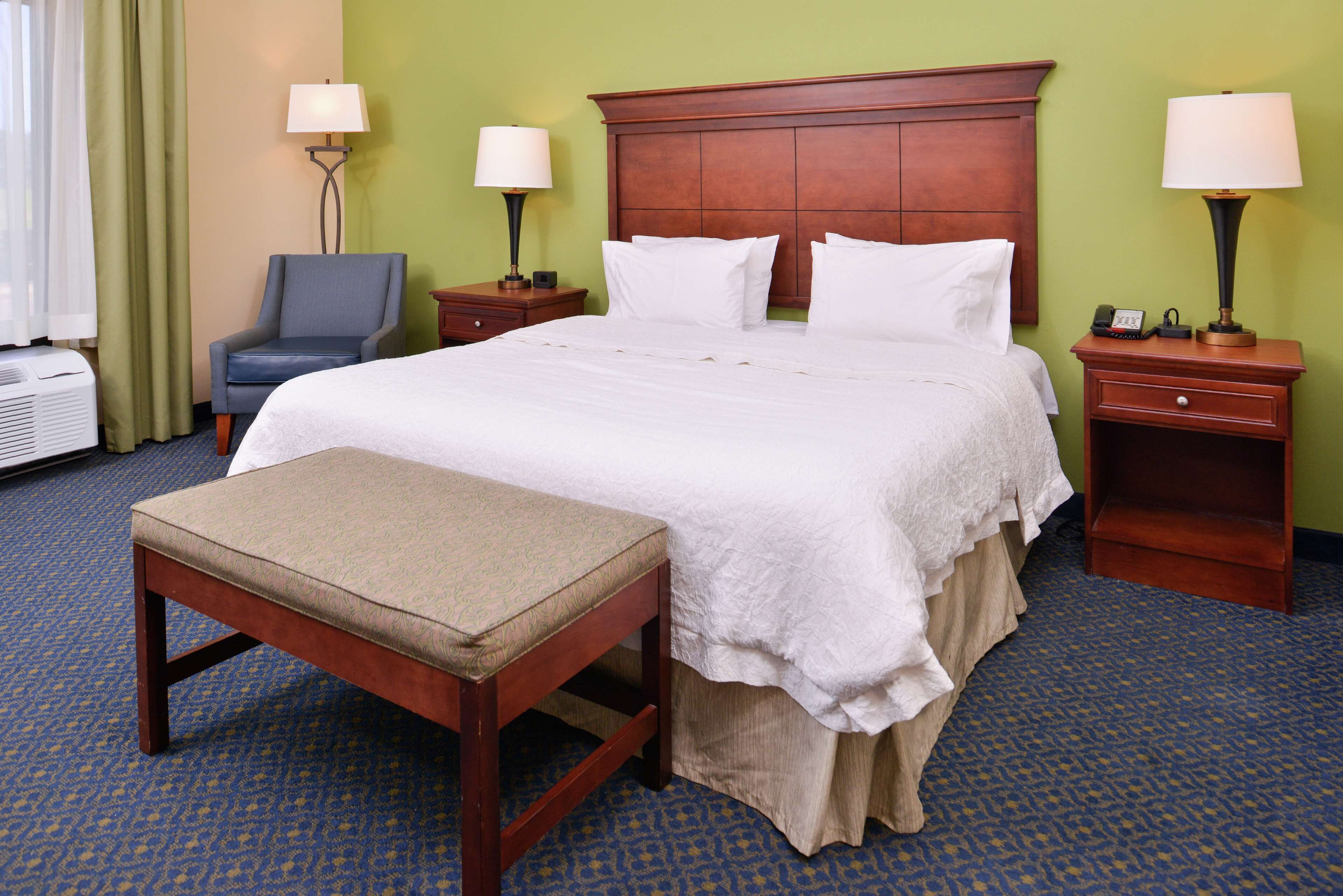 Hampton Inn Jackson-College Avenue Hampton Inn Jackson-College Avenue