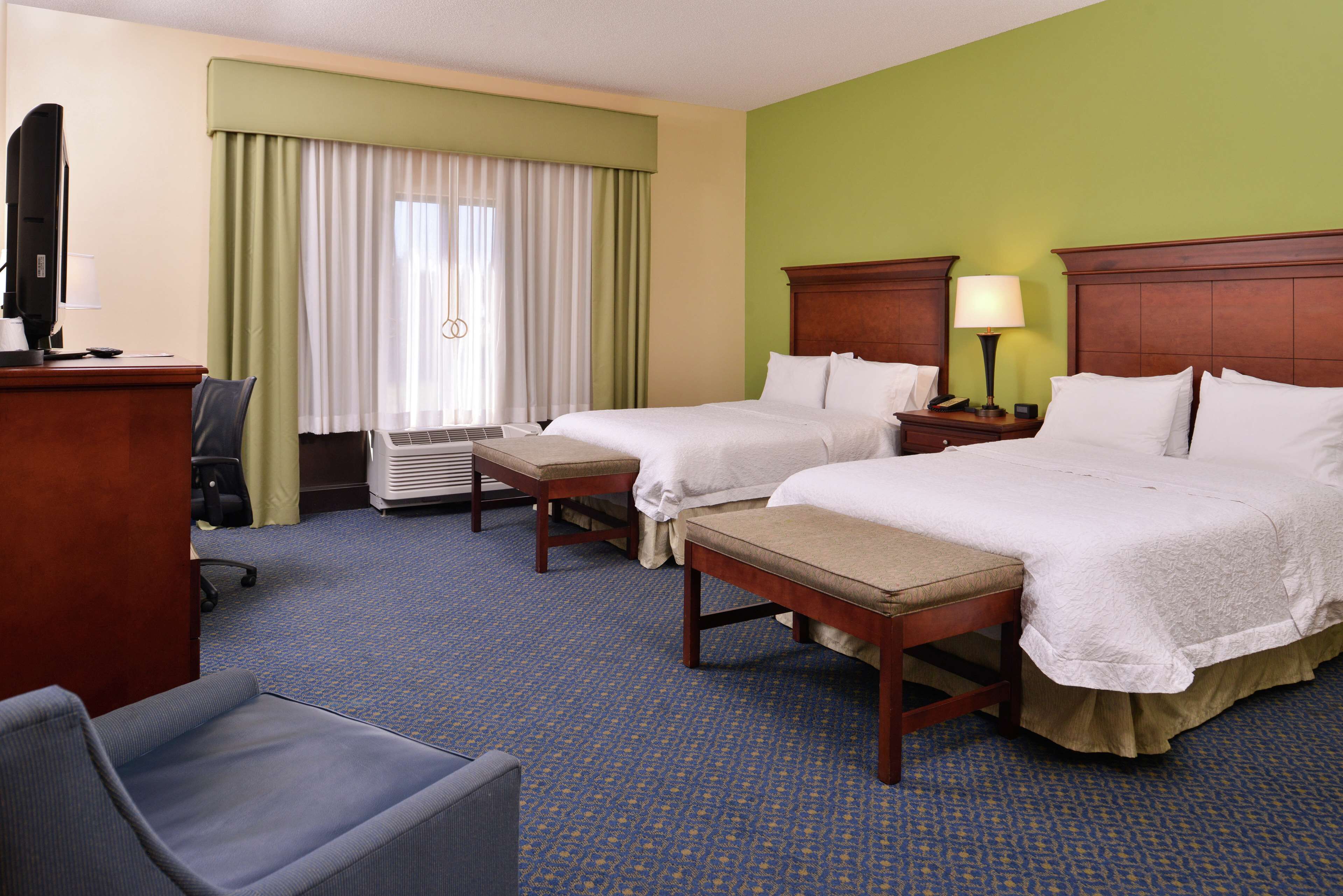Hampton Inn Jackson-College Avenue Hampton Inn Jackson-College Avenue