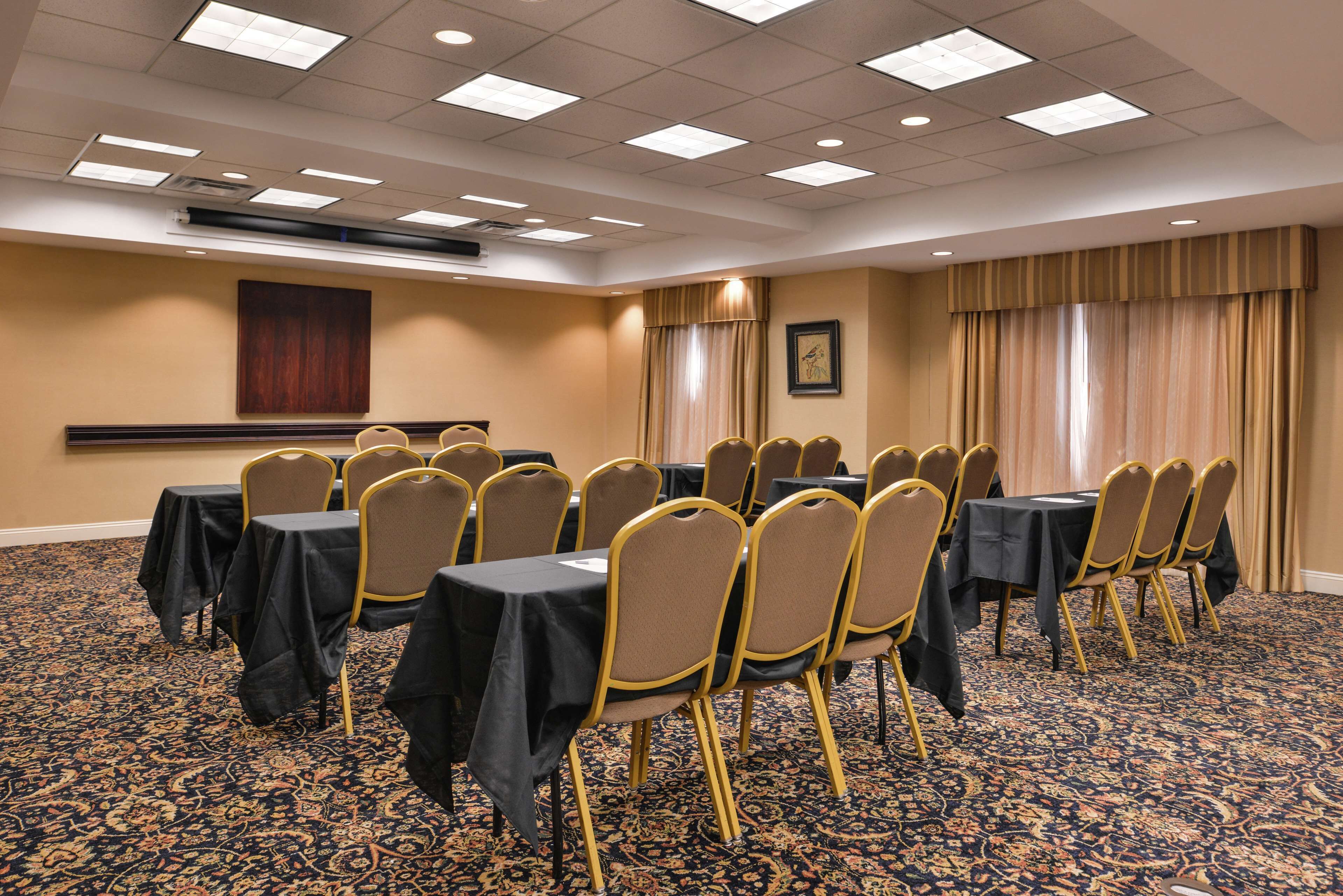 Hampton Inn Jackson-College Avenue Hampton Inn Jackson-College Avenue