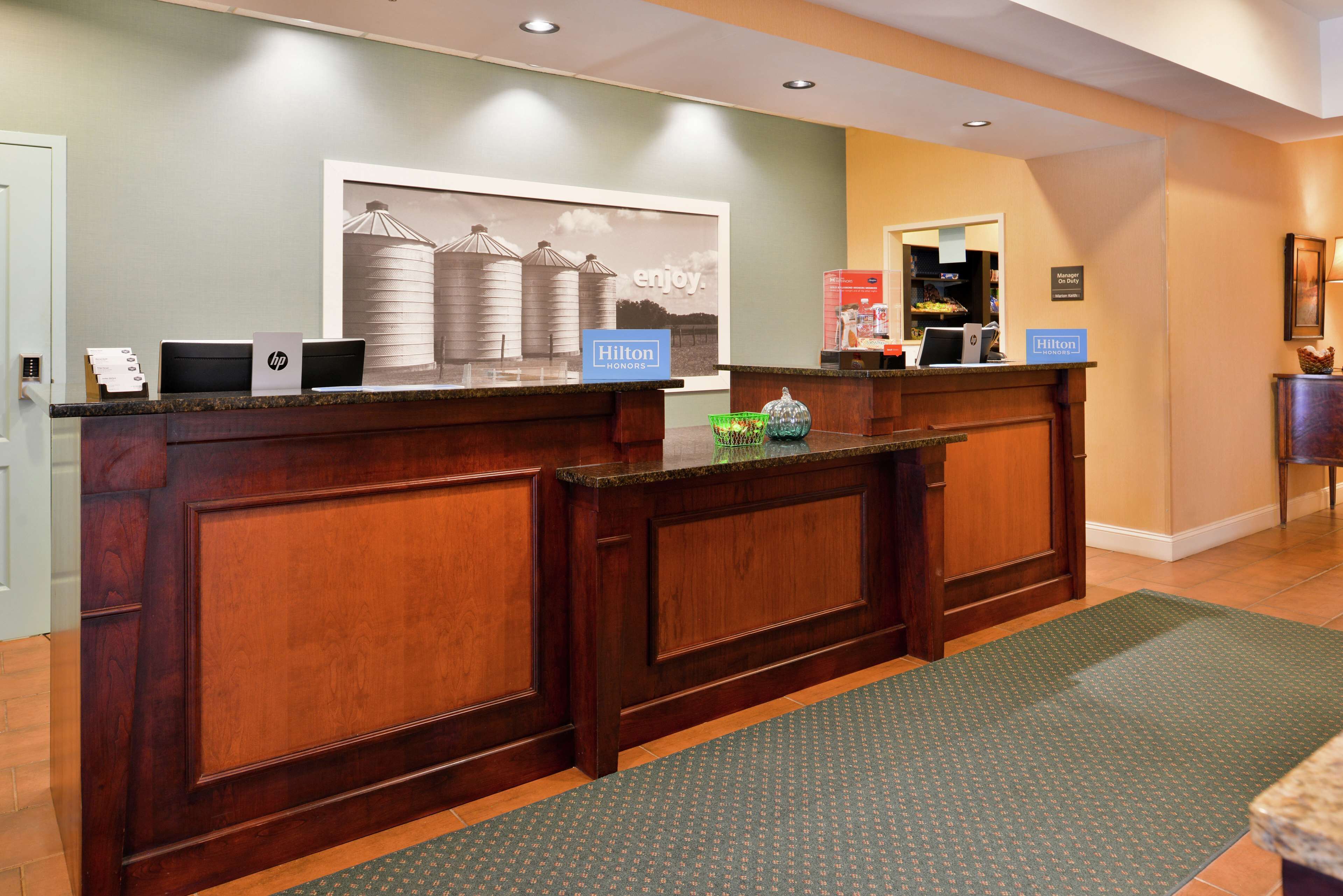 Hampton Inn Jackson-College Avenue Hampton Inn Jackson-College Avenue