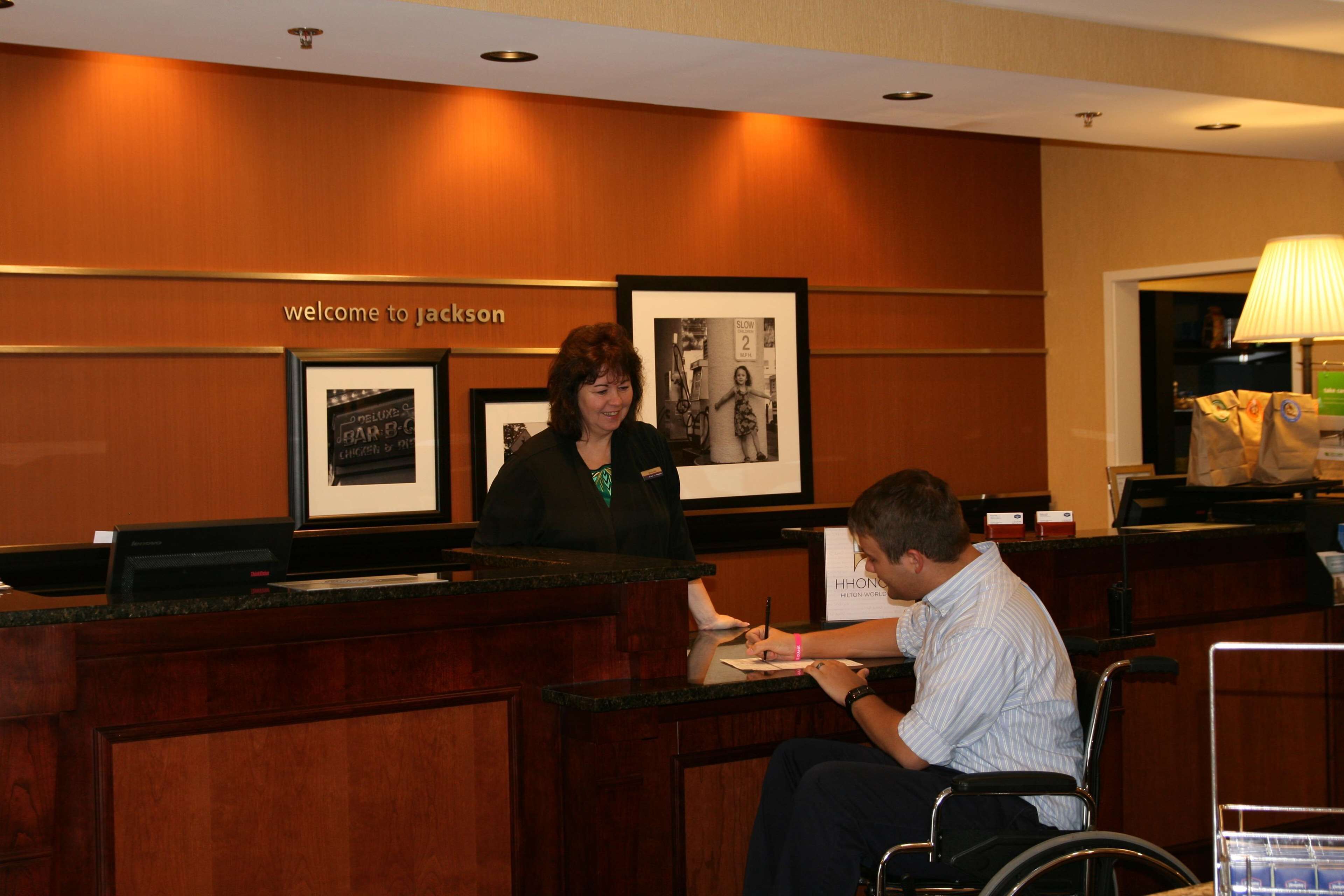 Hampton Inn Jackson-College Avenue Hampton Inn Jackson-College Avenue