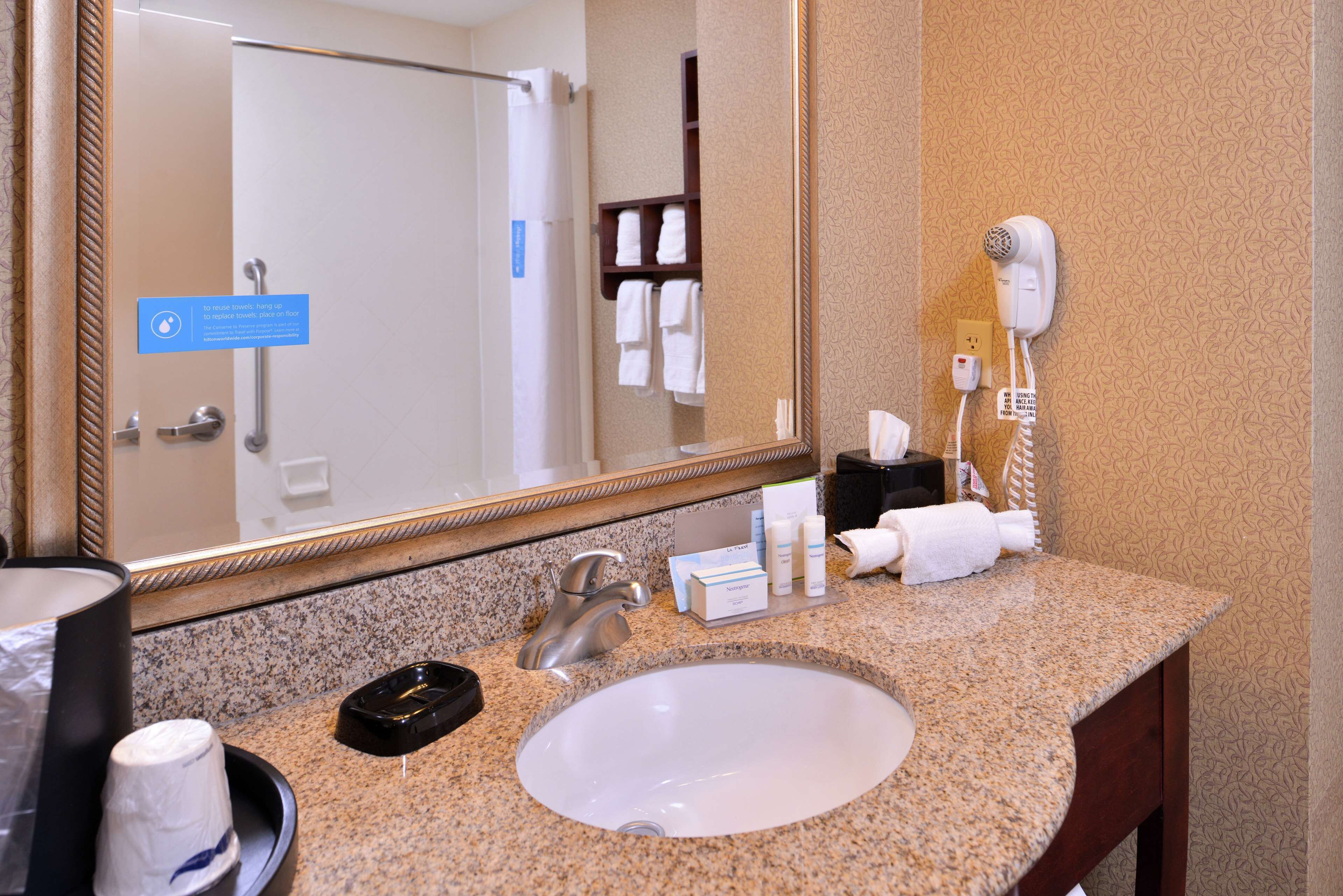 Hampton Inn Jackson-College Avenue Hampton Inn Jackson-College Avenue