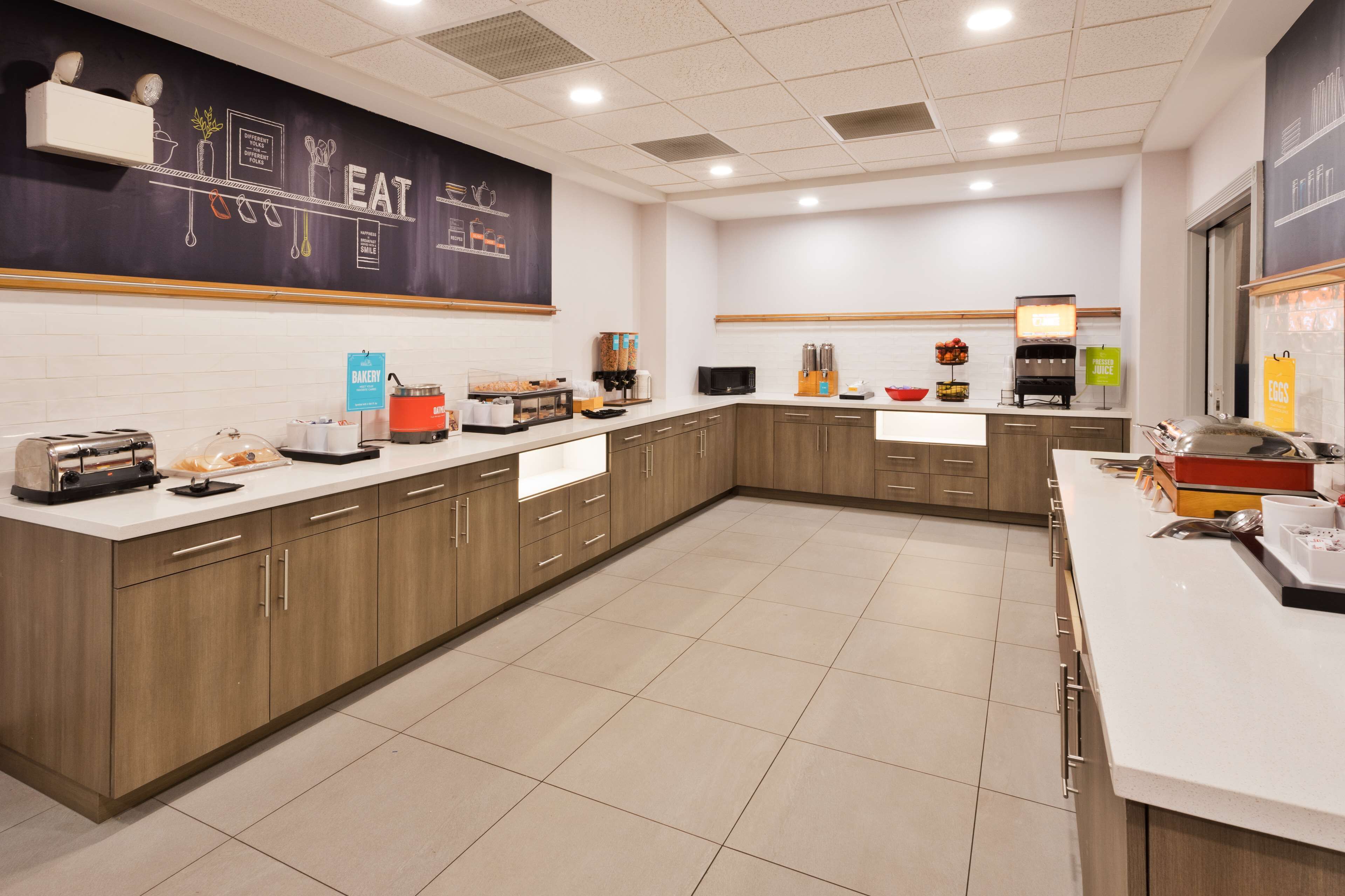 Hampton Inn & Suites Lanett-I-85