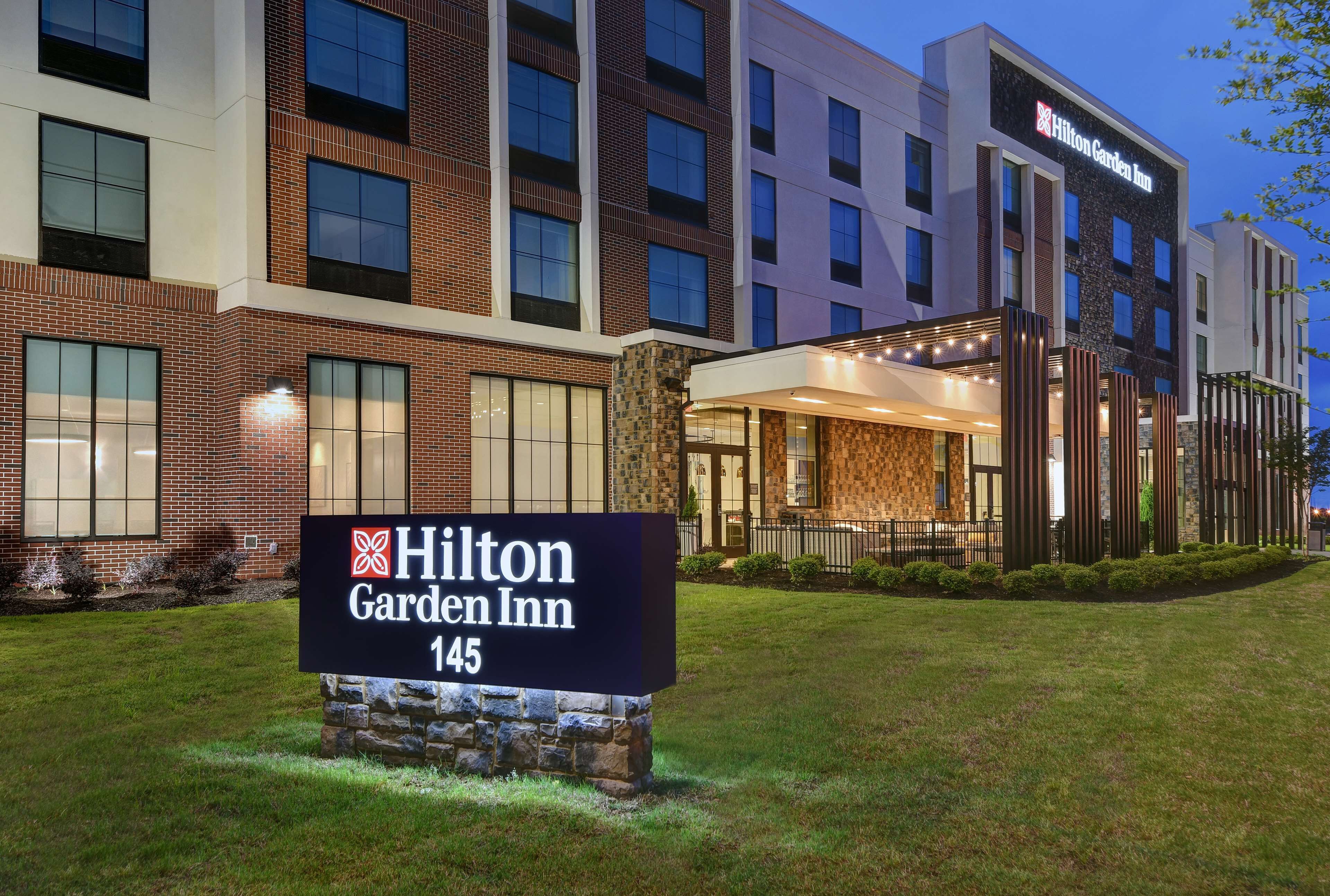 Hilton Garden Inn Madison Huntsville Airport
