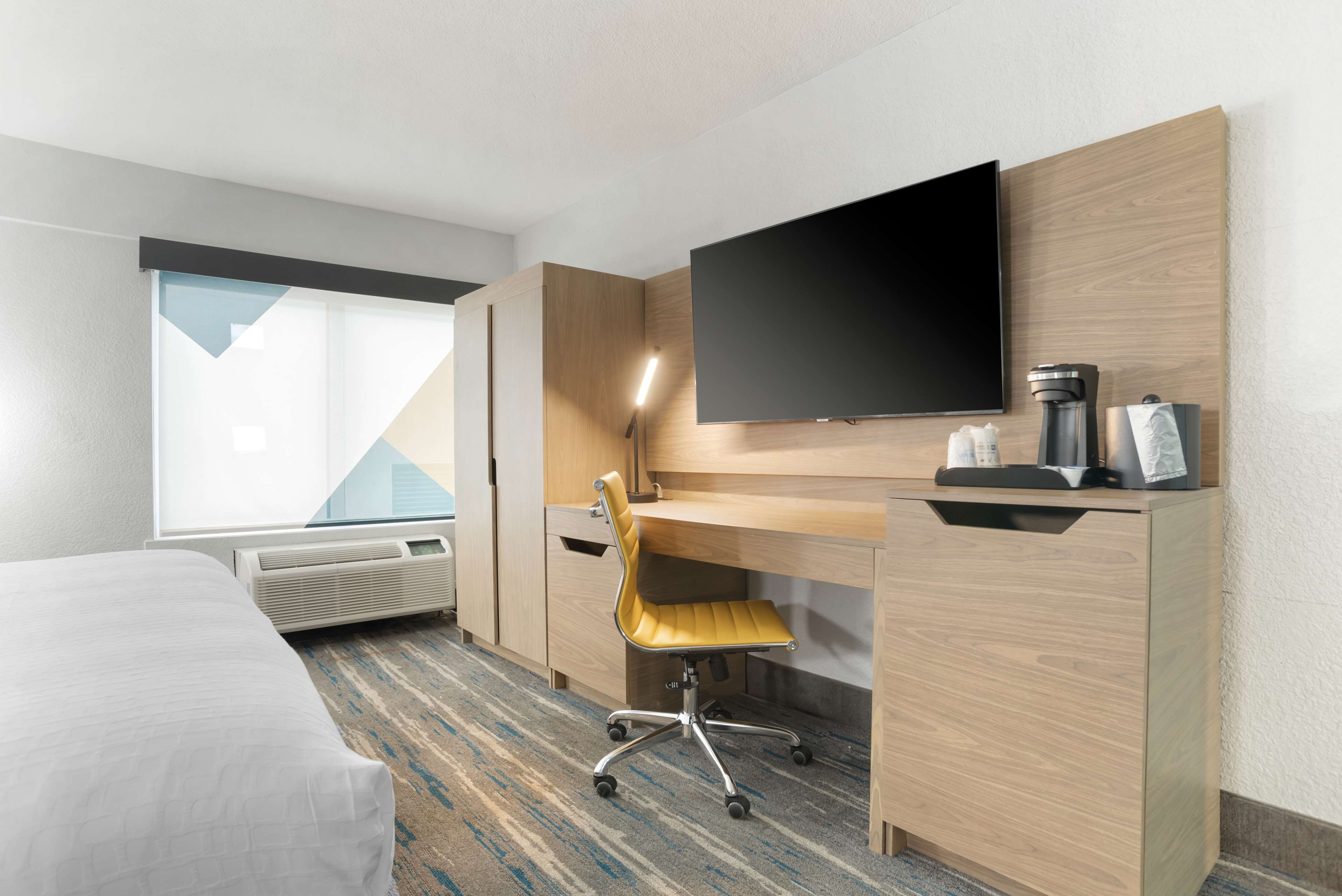 Best Western Plus Mobile Inn & Suites Best Western Plus Mobile Inn & Suites