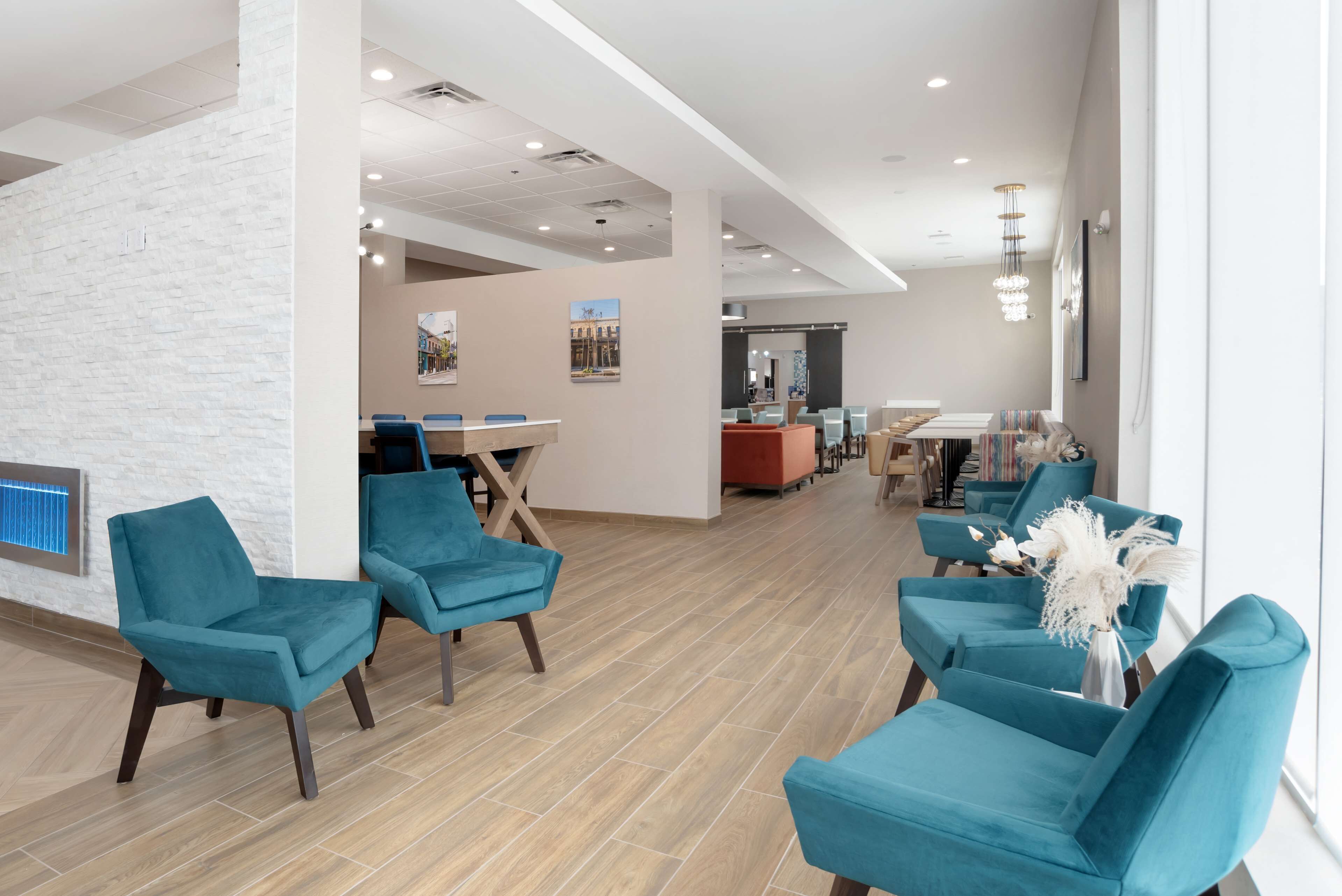Best Western Plus Mobile Inn & Suites Best Western Plus Mobile Inn & Suites