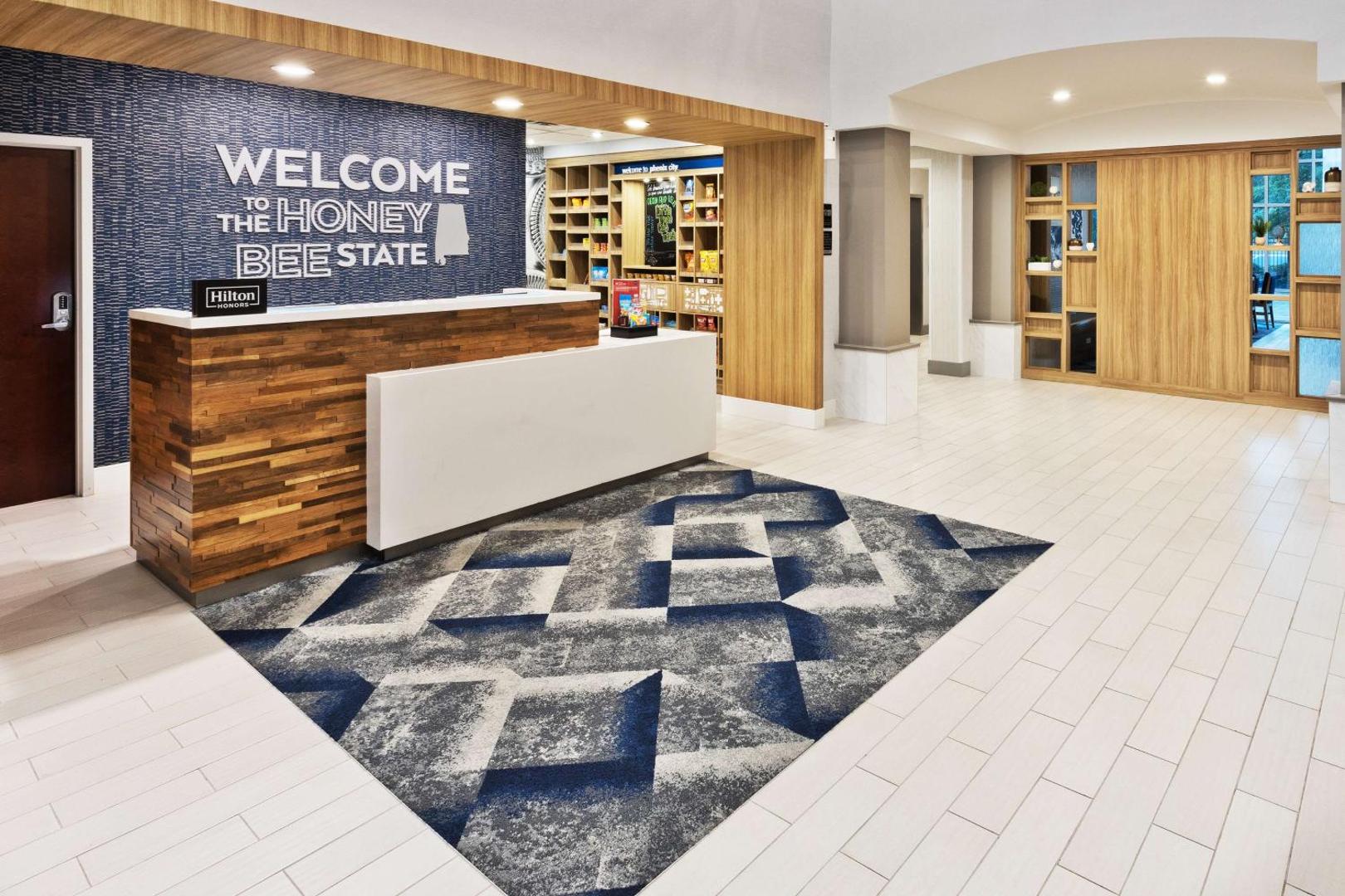 Hampton Inn & Suites Phenix City- Columbus Area Hampton Inn & Suites Phenix City- Columbus Area