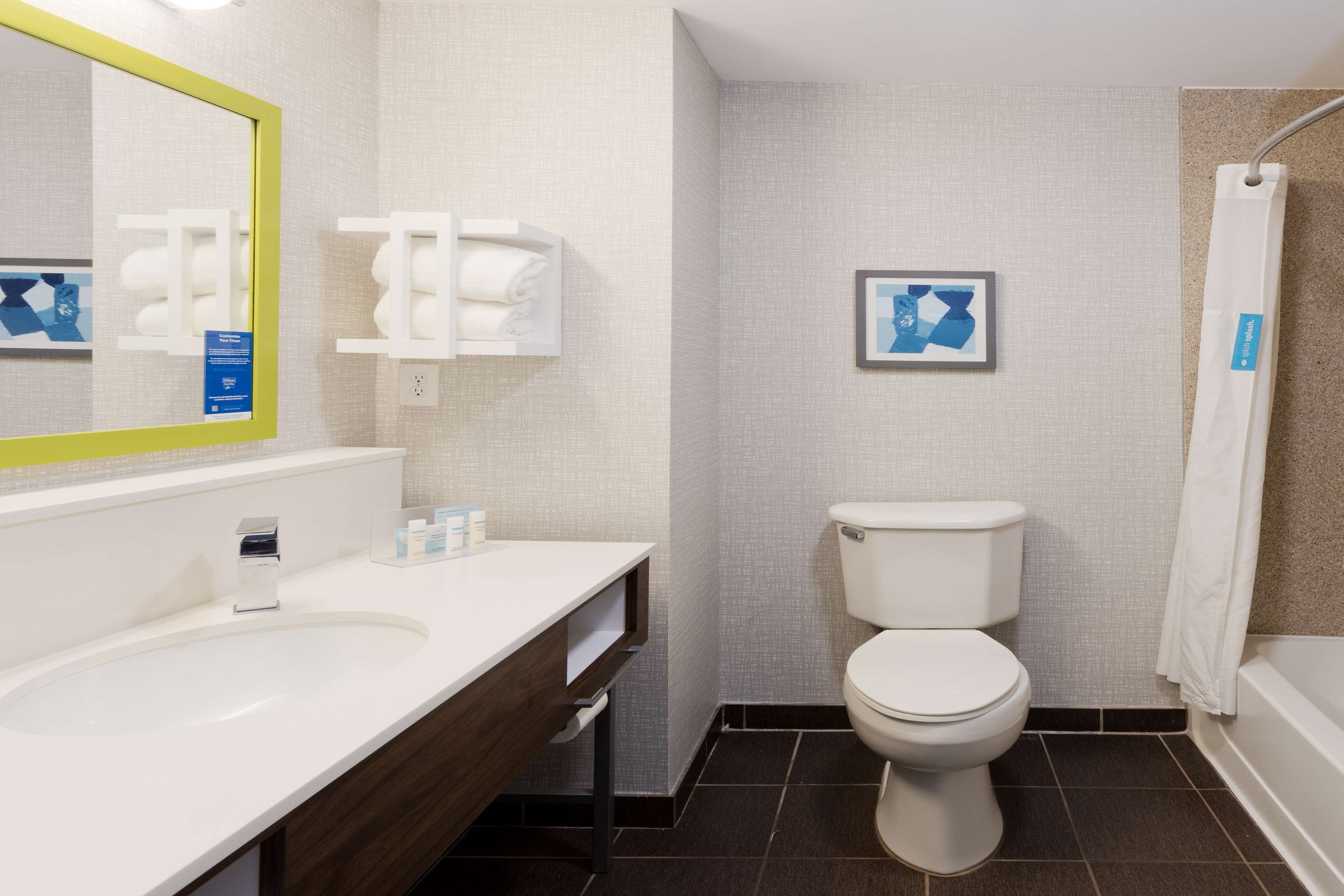 Hampton Inn & Suites Phenix City- Columbus Area Hampton Inn & Suites Phenix City- Columbus Area