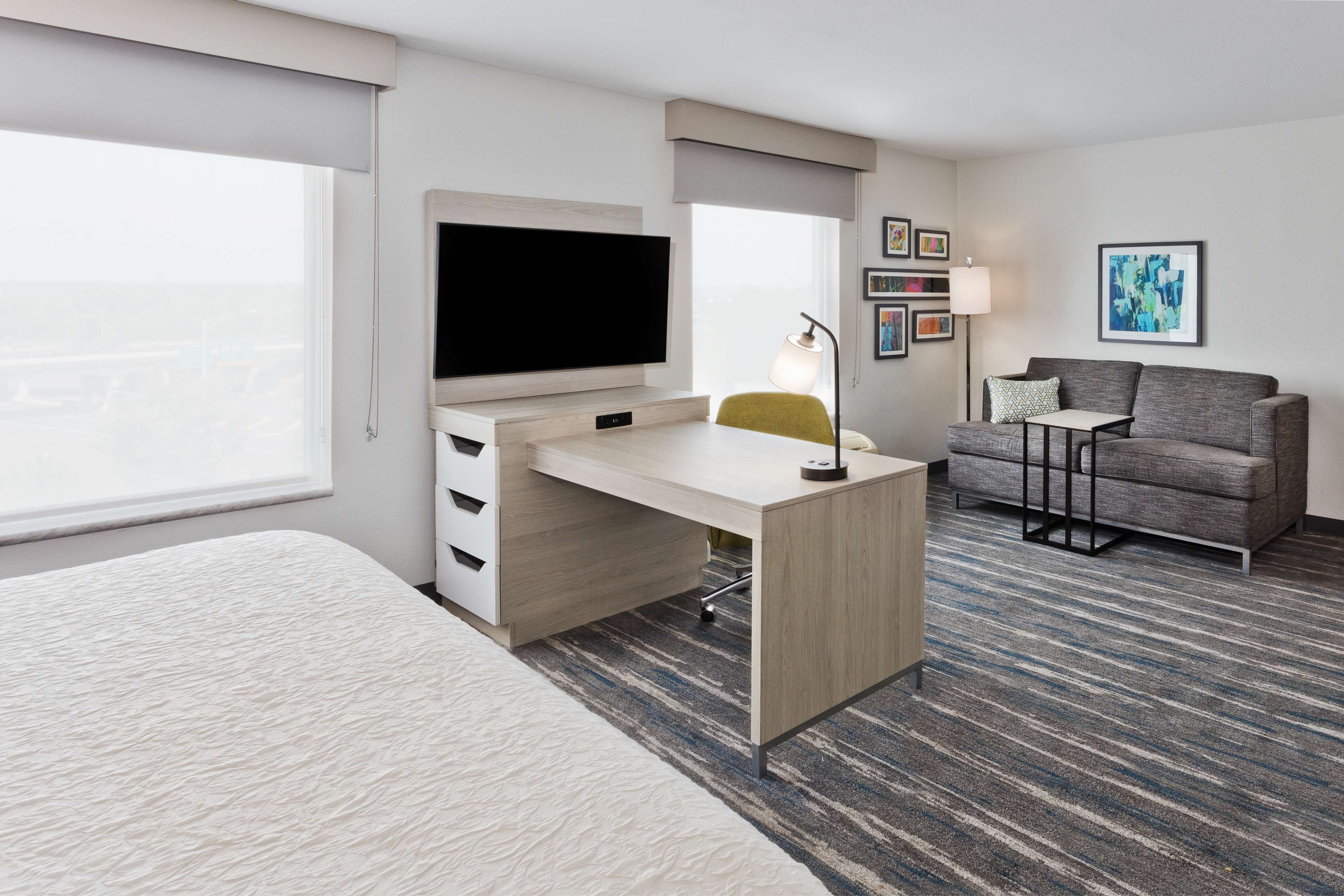 Hampton Inn & Suites Phenix City- Columbus Area Hampton Inn & Suites Phenix City- Columbus Area
