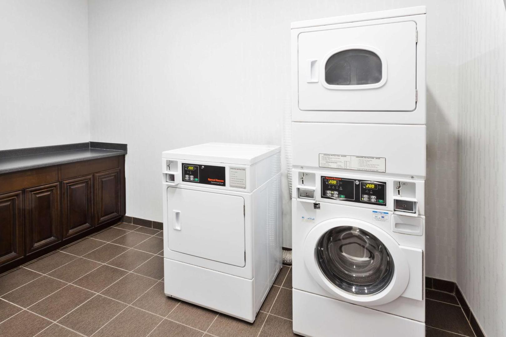 Hampton Inn & Suites Phenix City- Columbus Area Hampton Inn & Suites Phenix City- Columbus Area