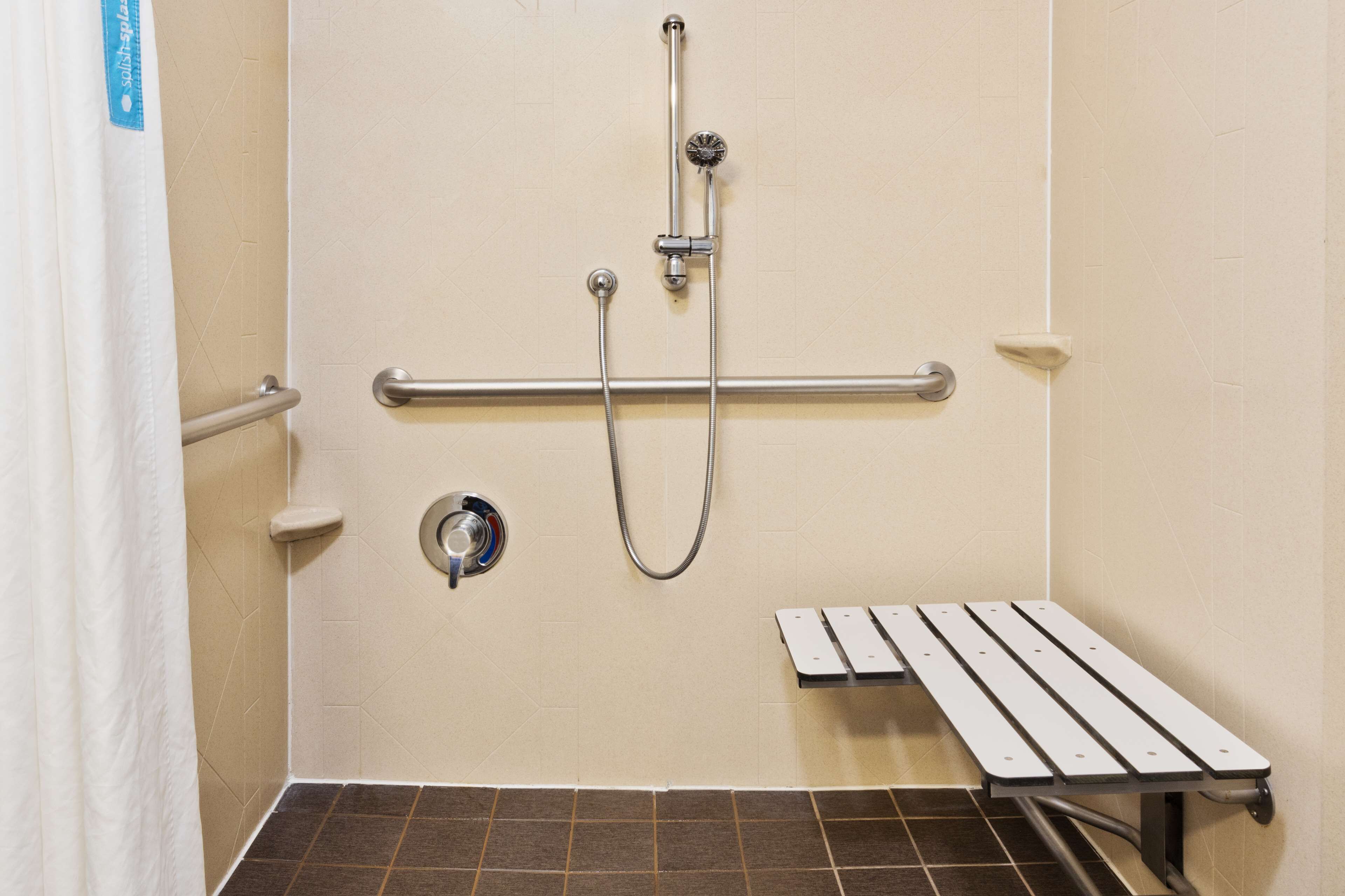 Hampton Inn & Suites Phenix City- Columbus Area Hampton Inn & Suites Phenix City- Columbus Area