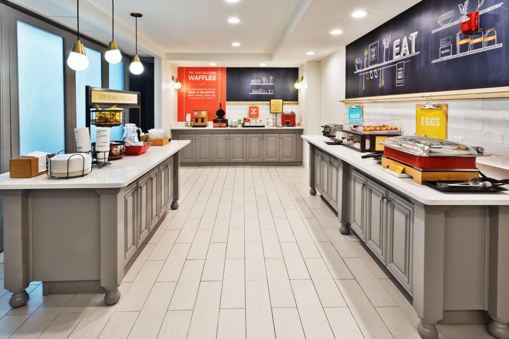 Hampton Inn & Suites Phenix City- Columbus Area Hampton Inn & Suites Phenix City- Columbus Area