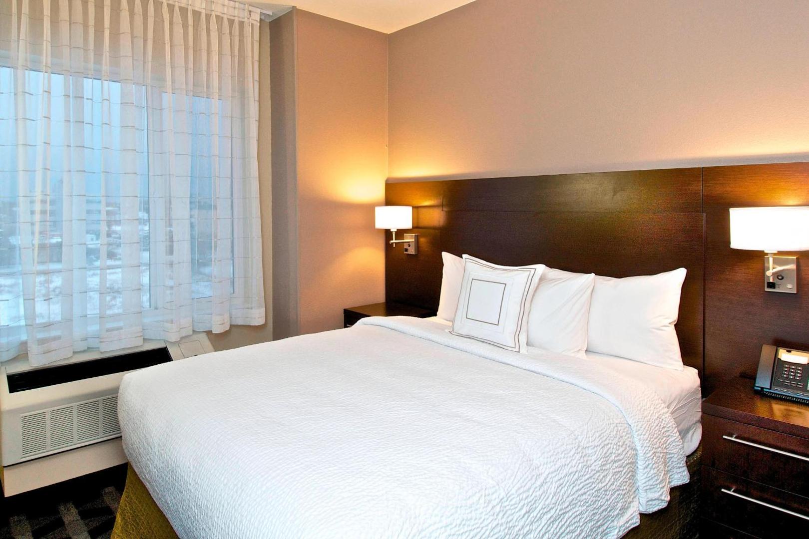 TownePlace Suites Anchorage Midtown TownePlace Suites Anchorage Midtown
