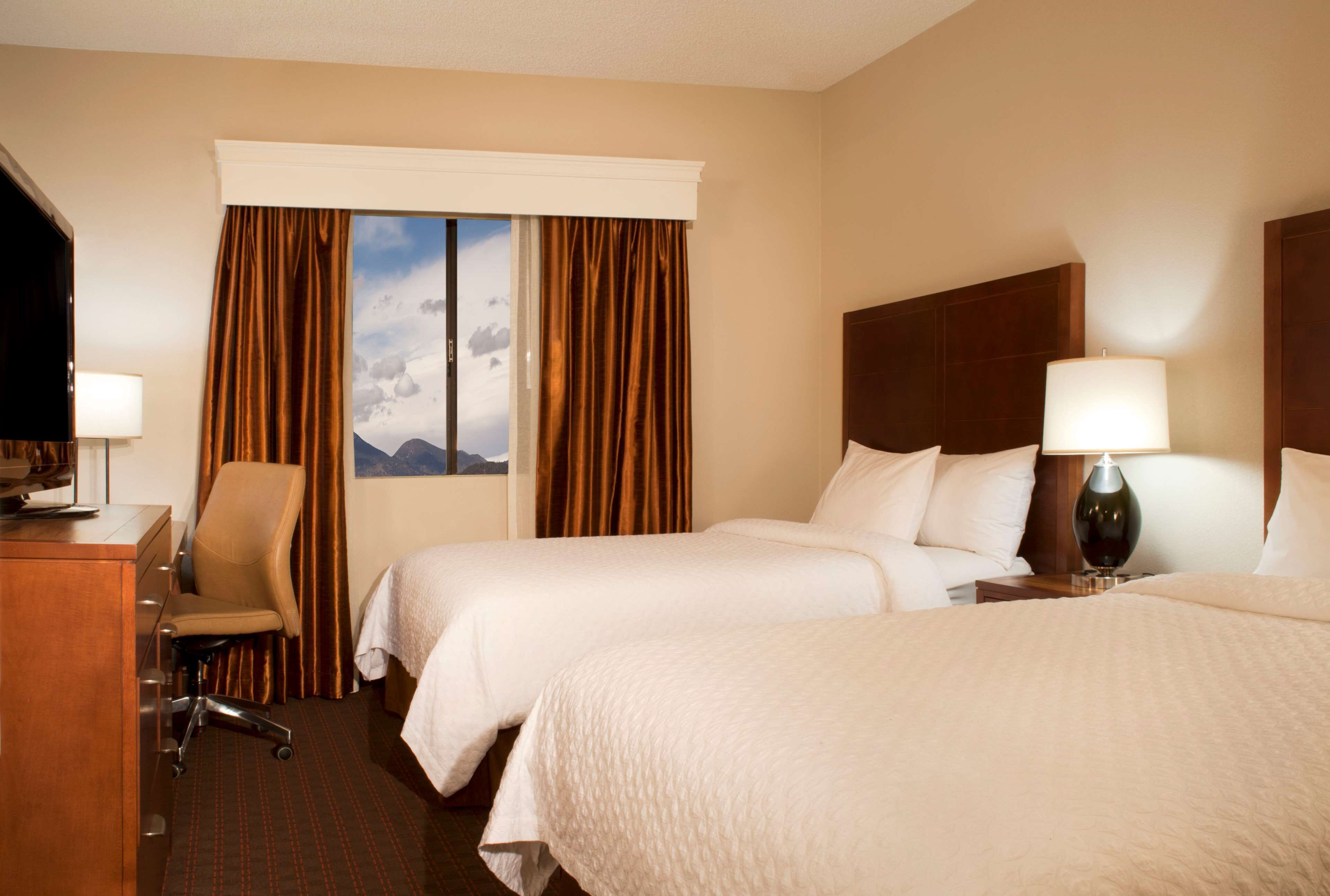 Embassy Suites Flagstaff Embassy Suites Flagstaff