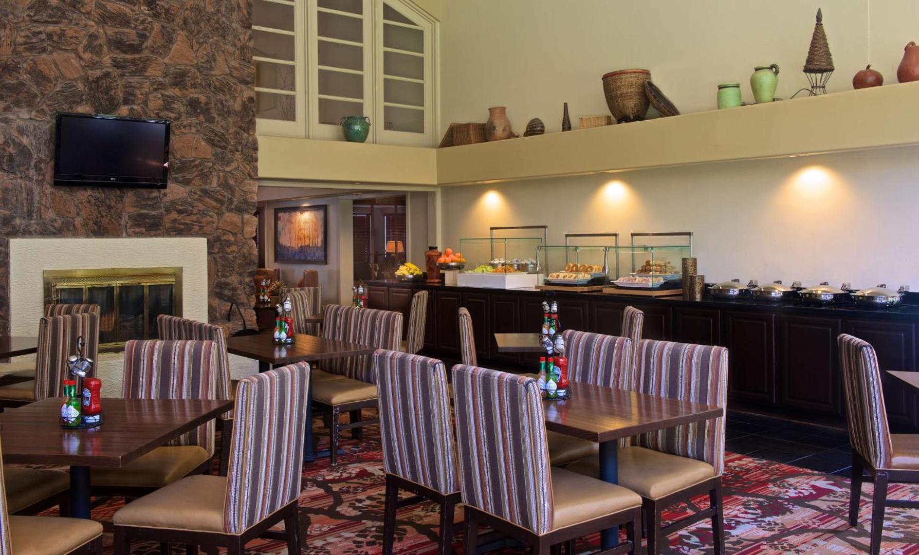 Embassy Suites Flagstaff Embassy Suites Flagstaff