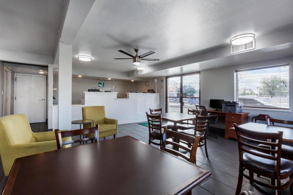 Surestay by Best Western Mesa Downtown Area