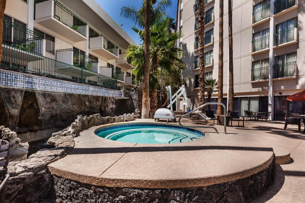 DoubleTree by Hilton Phoenix Midtown DoubleTree by Hilton Phoenix Midtown