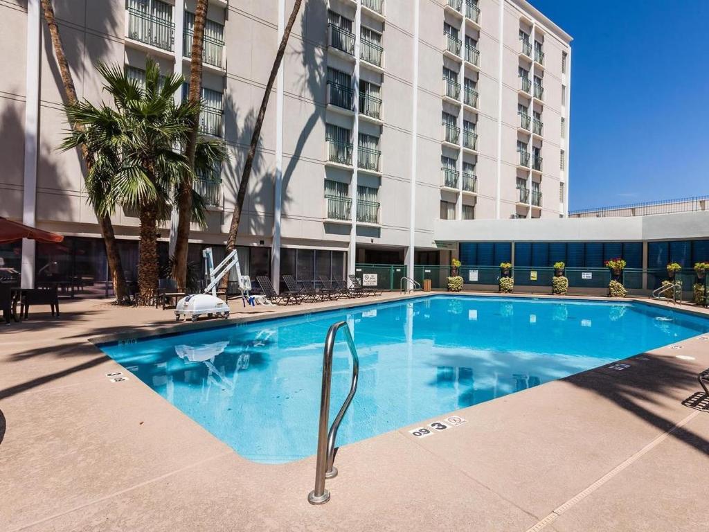 DoubleTree by Hilton Phoenix Midtown DoubleTree by Hilton Phoenix Midtown