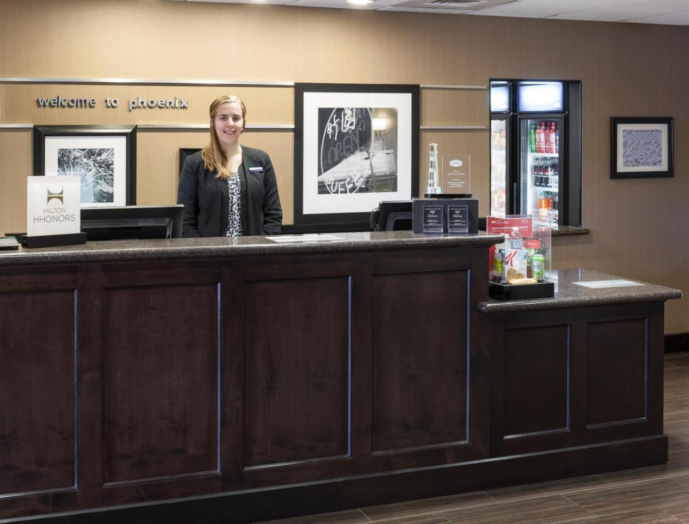 Hampton Inn & Suites North Phoenix/Happy Valley Hampton Inn & Suites North Phoenix/Happy Valley
