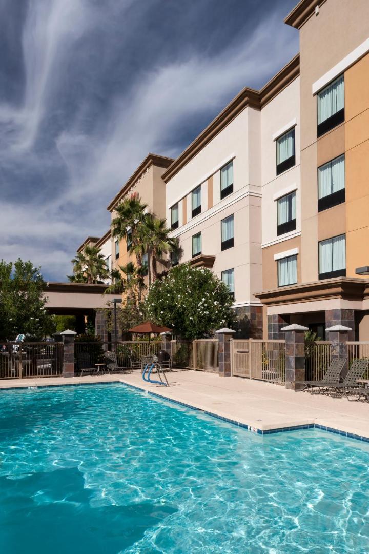 Hampton Inn & Suites North Phoenix/Happy Valley Hampton Inn & Suites North Phoenix/Happy Valley