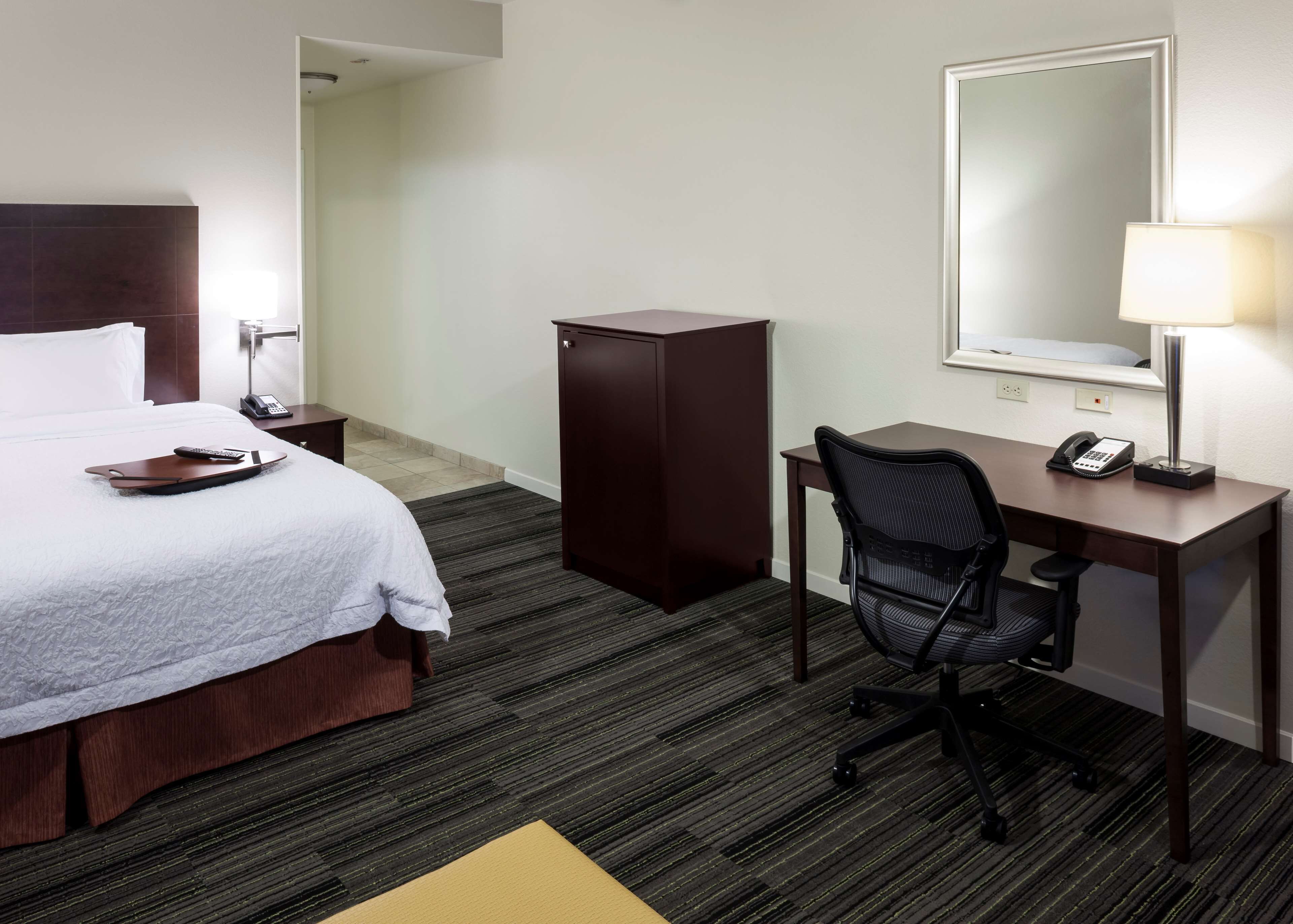 Hampton Inn & Suites North Phoenix/Happy Valley Hampton Inn & Suites North Phoenix/Happy Valley