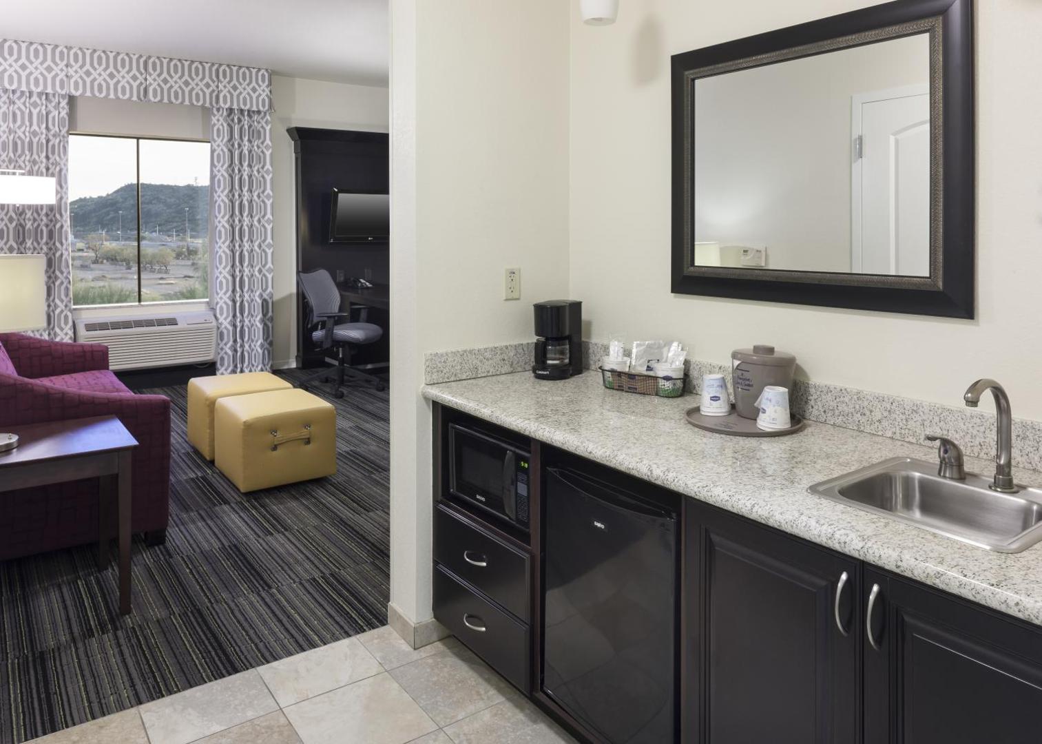 Hampton Inn & Suites North Phoenix/Happy Valley Hampton Inn & Suites North Phoenix/Happy Valley