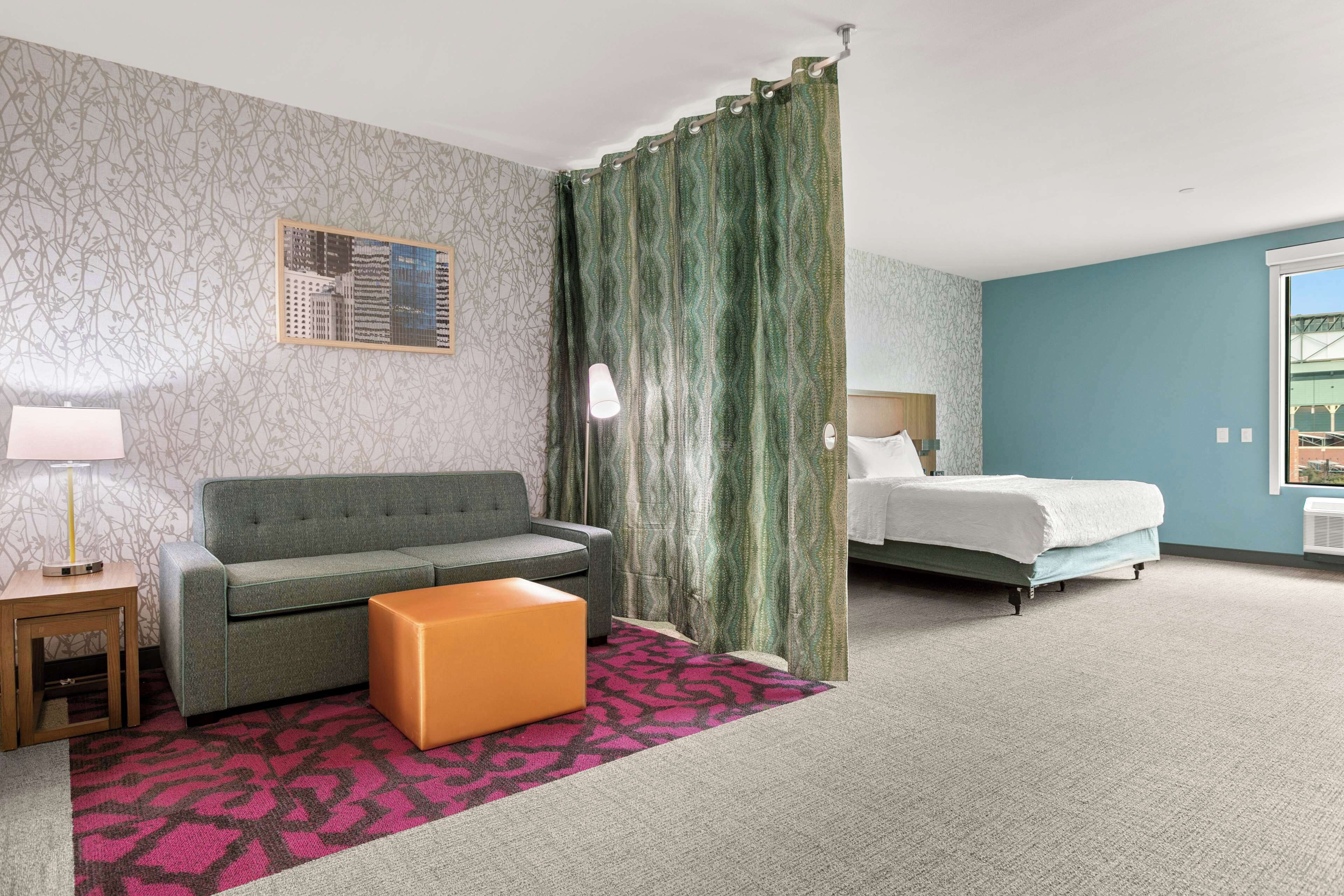 Home2 Suites by Hilton Phoenix Downtown