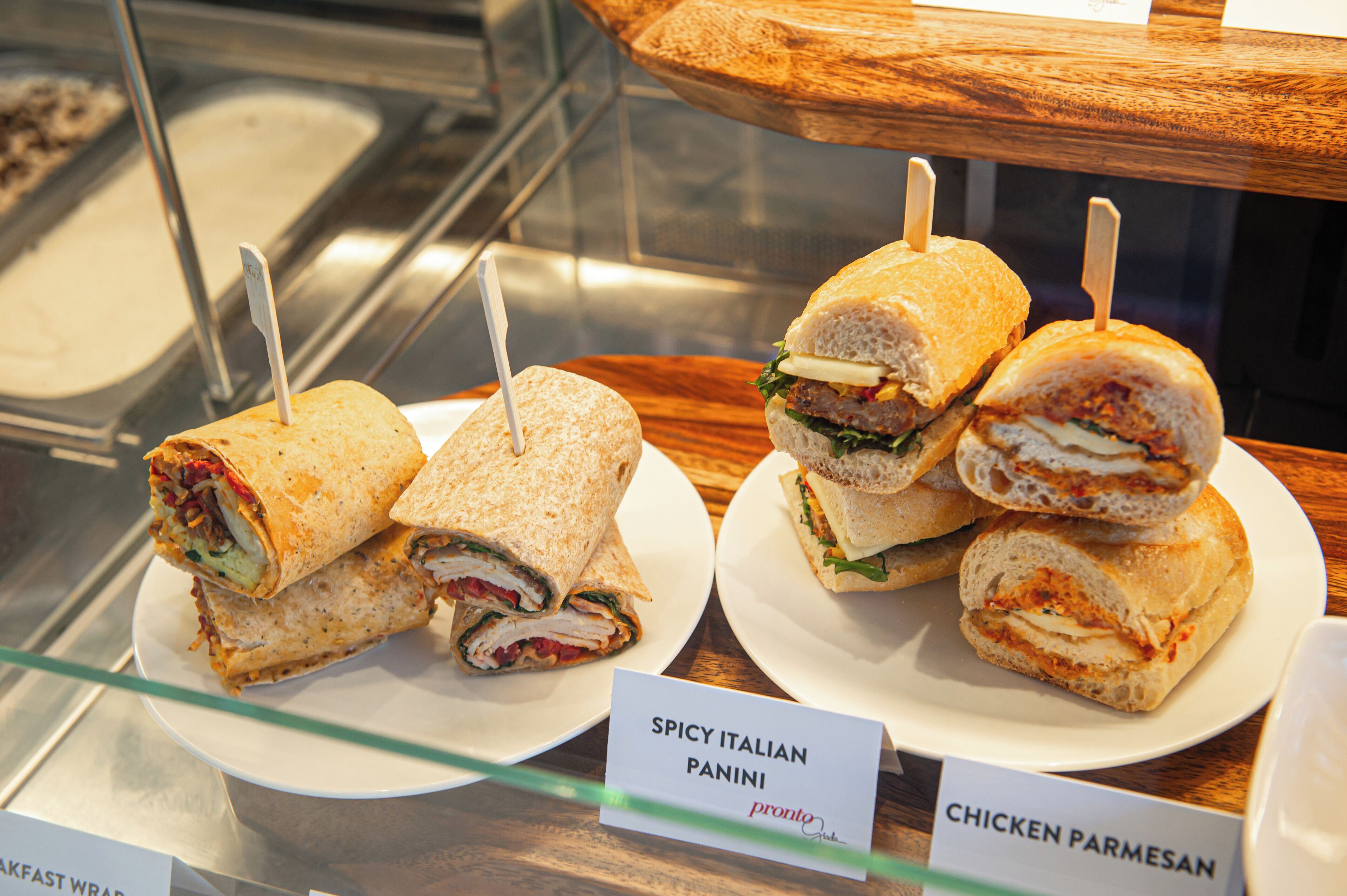 Caesars Republic Scottsdale, a Hilton Hotel