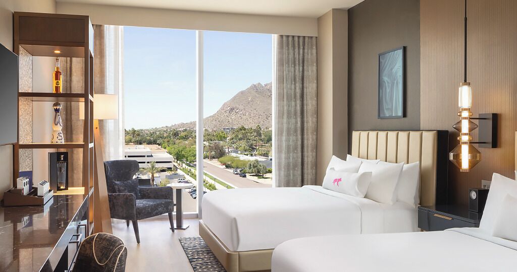 Caesars Republic Scottsdale, a Hilton Hotel