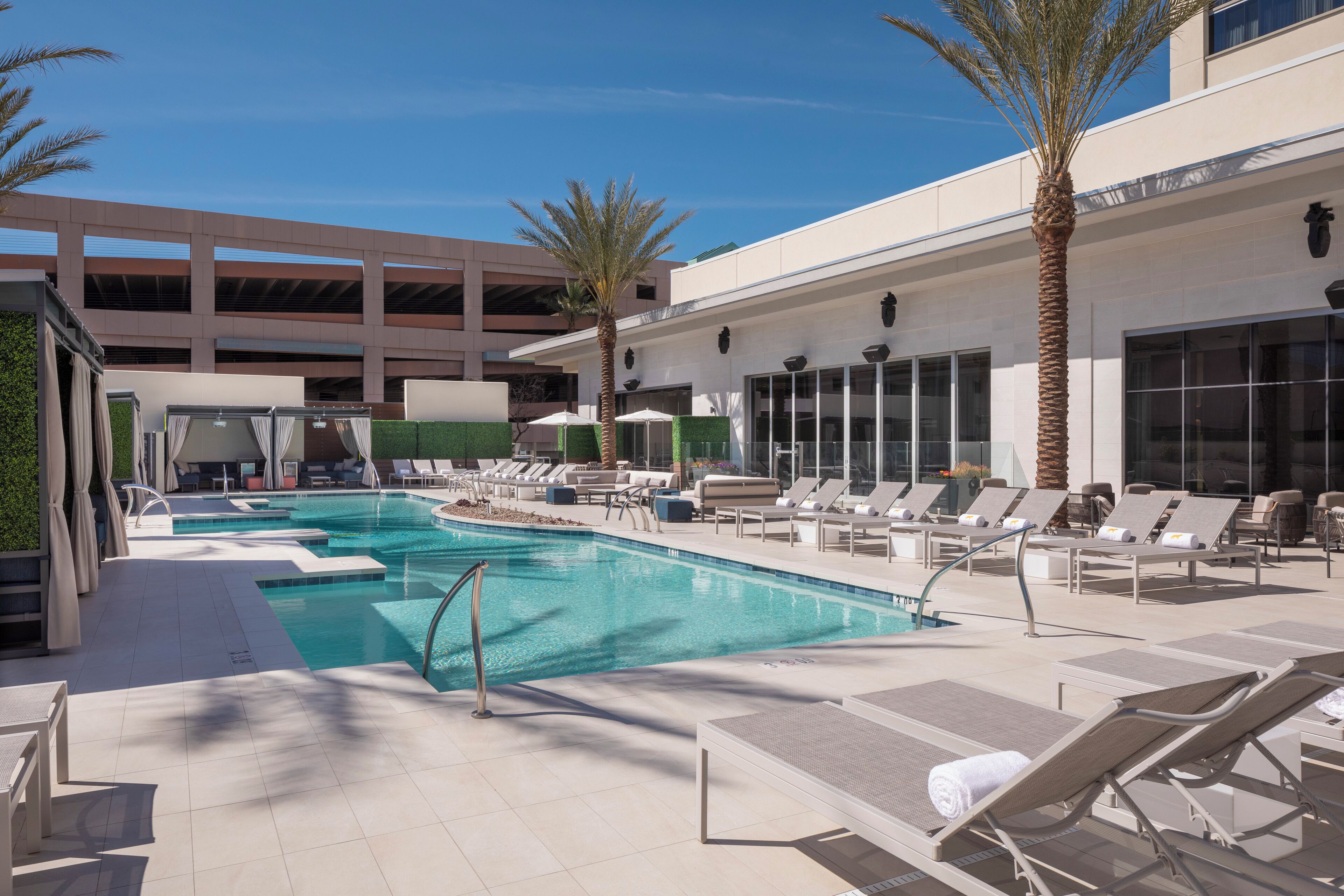 Caesars Republic Scottsdale, a Hilton Hotel