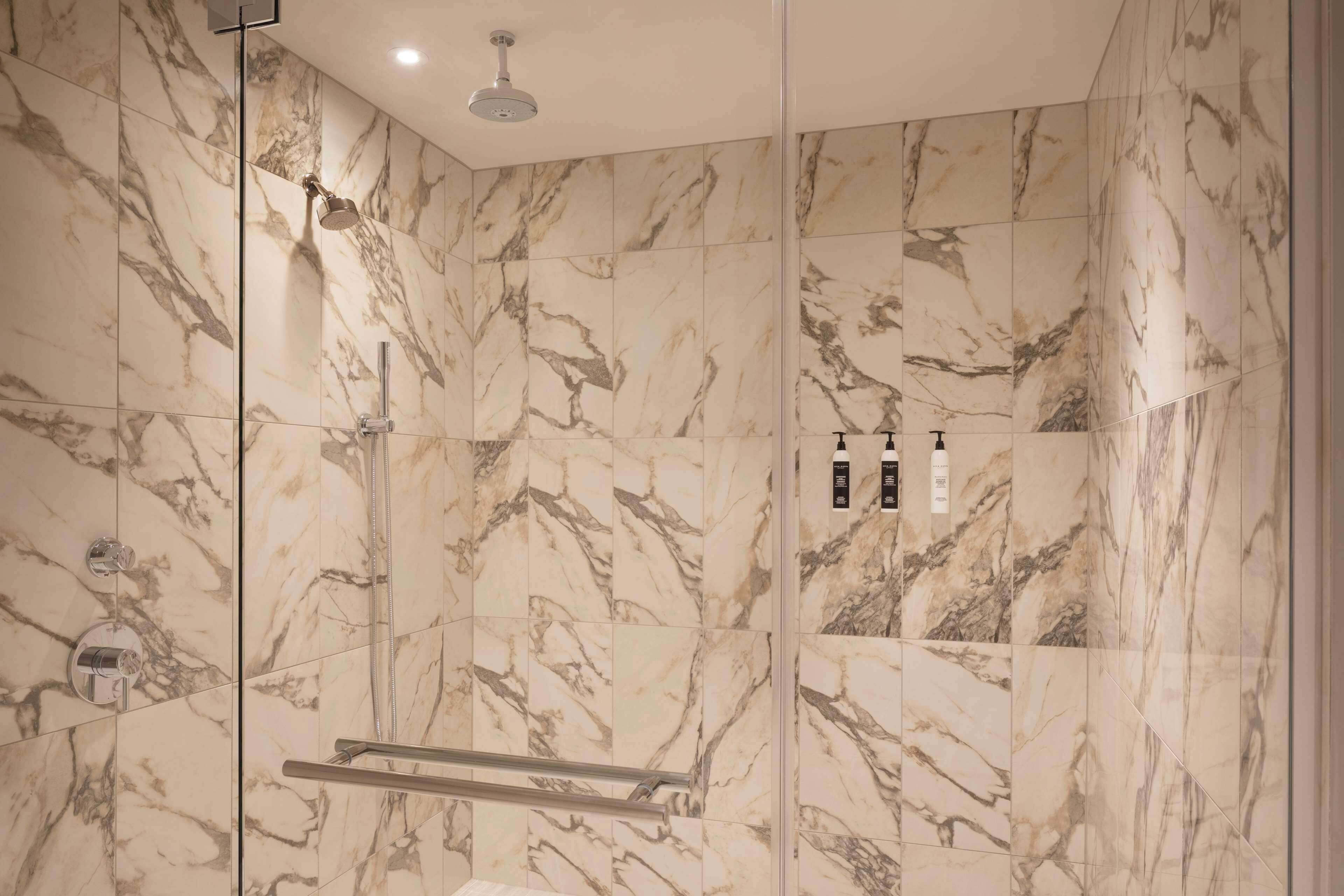 Caesars Republic Scottsdale, a Hilton Hotel