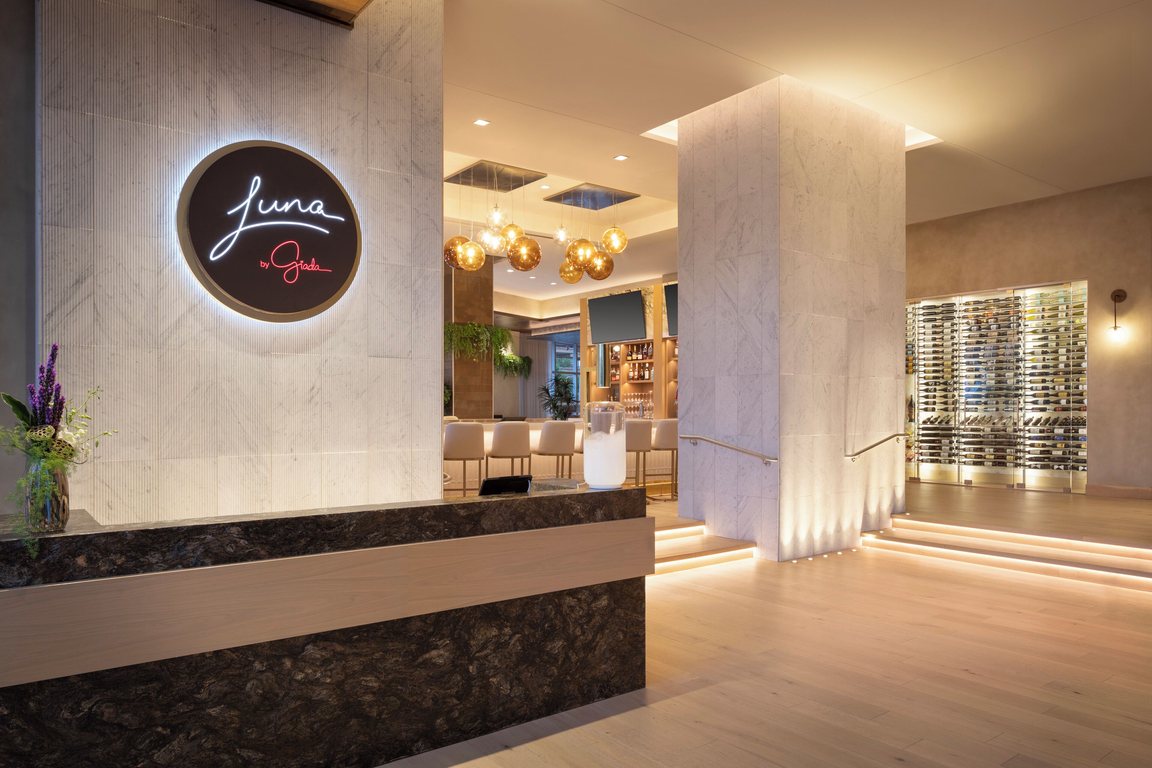 Caesars Republic Scottsdale, a Hilton Hotel