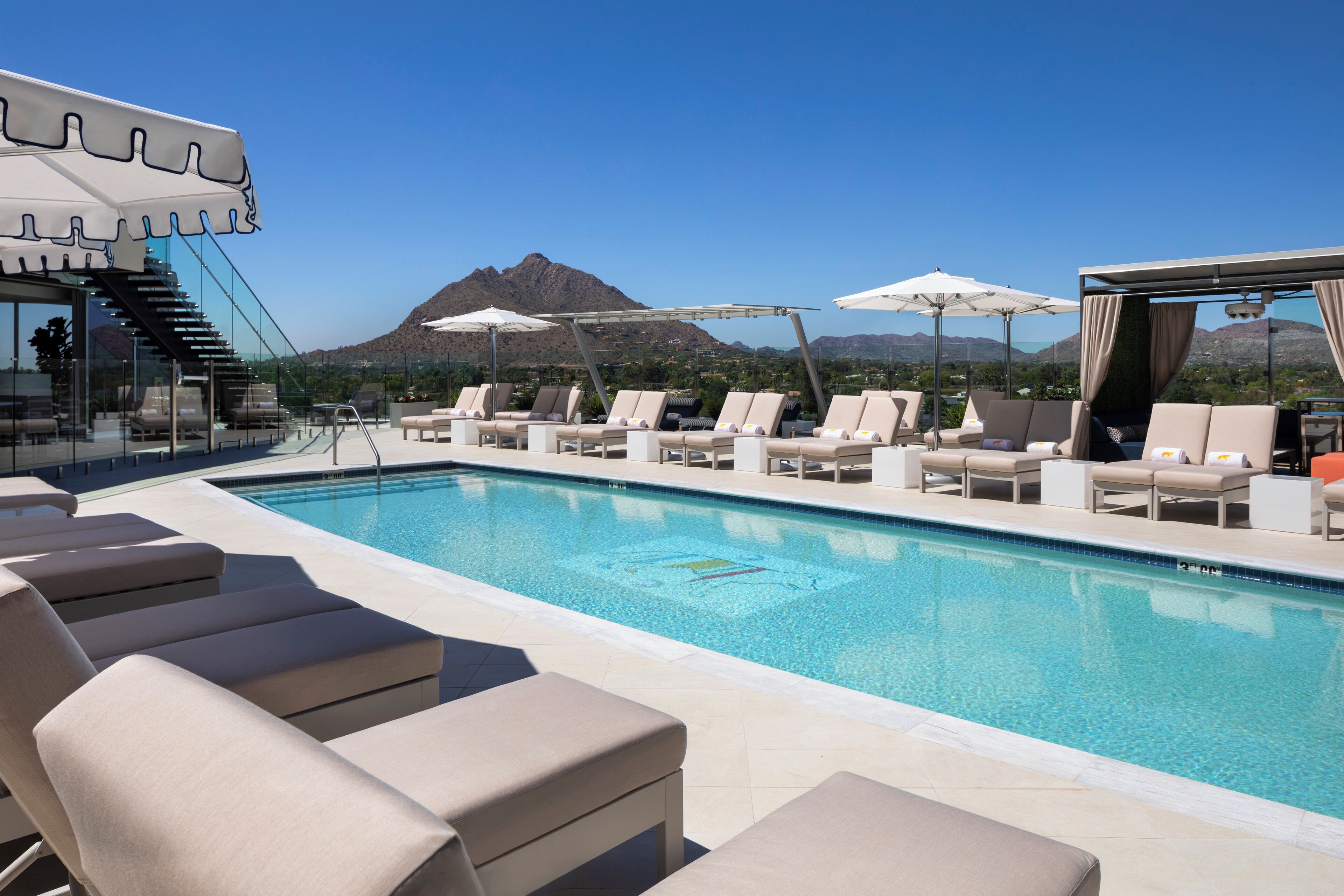 Caesars Republic Scottsdale, a Hilton Hotel