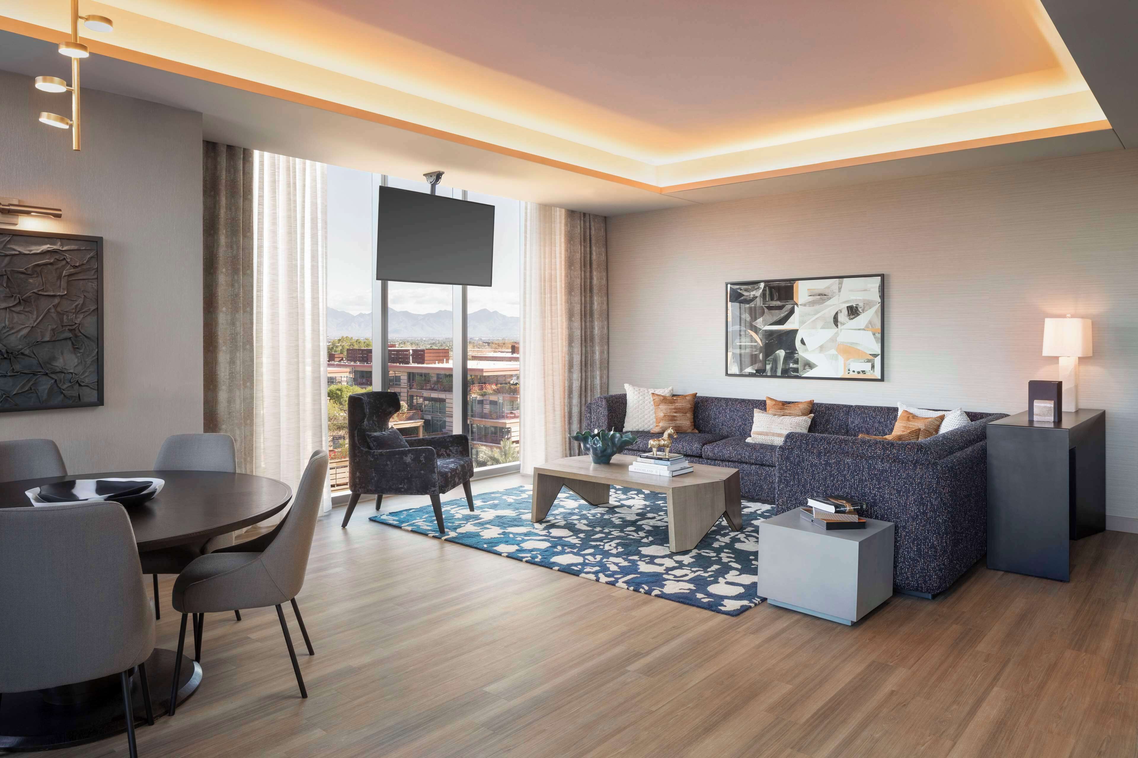 Caesars Republic Scottsdale, a Hilton Hotel