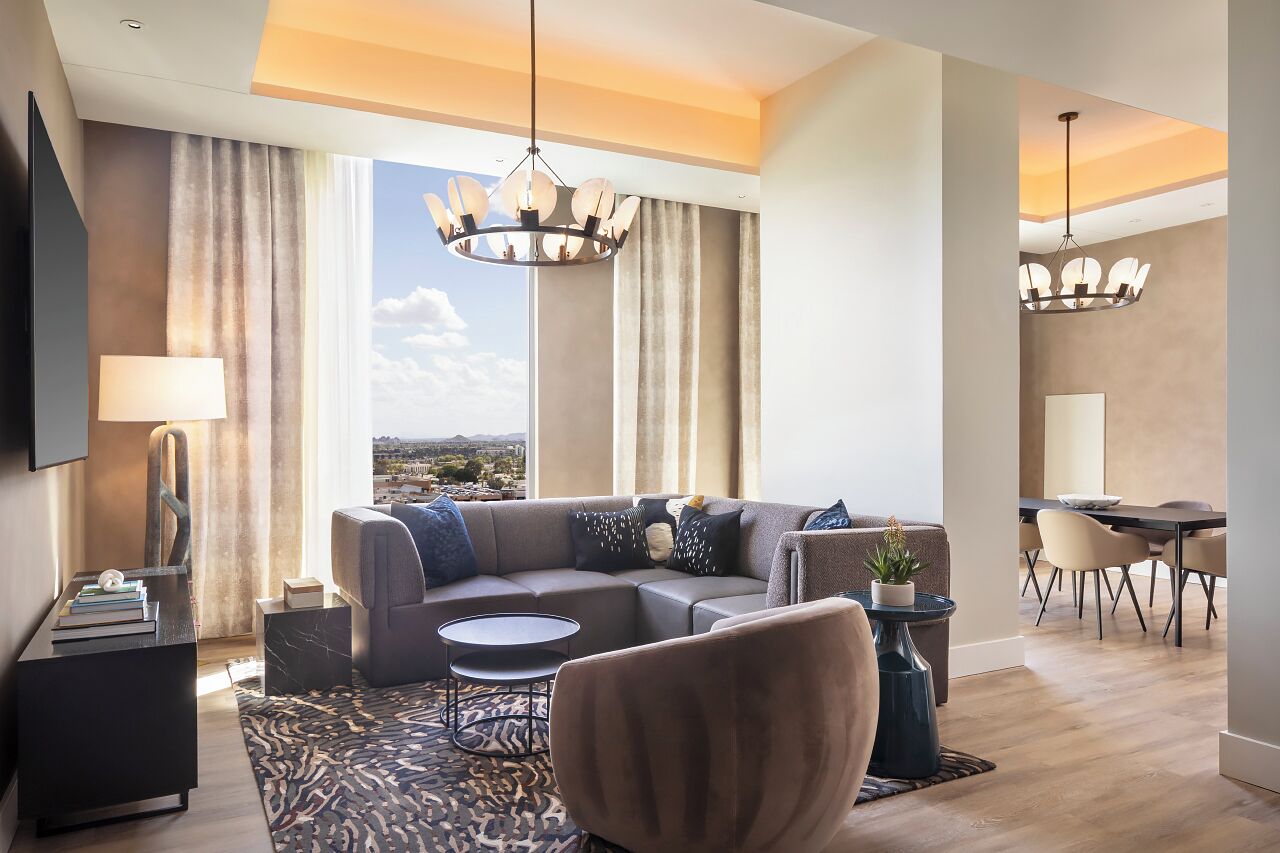 Caesars Republic Scottsdale, a Hilton Hotel