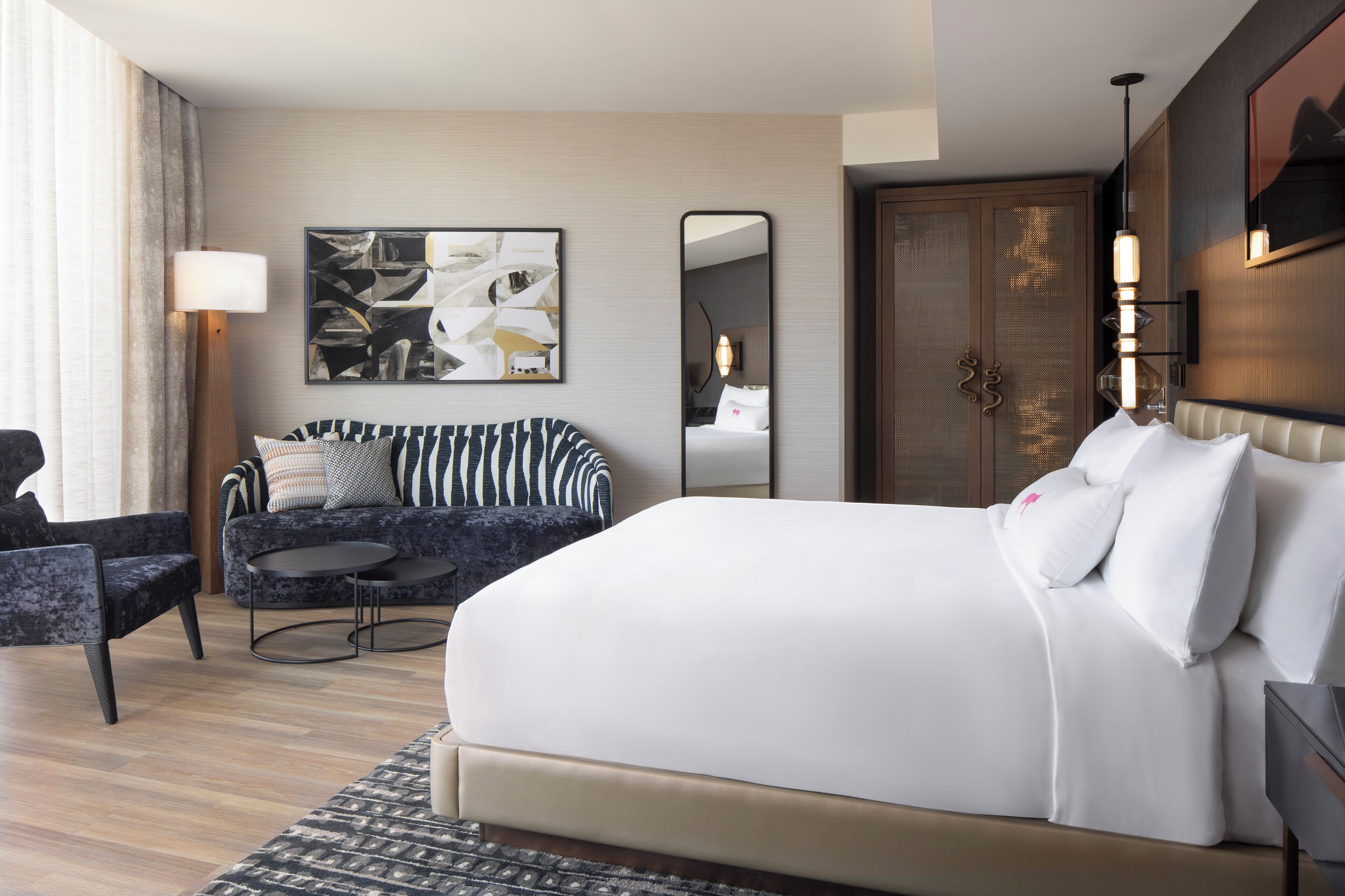 Caesars Republic Scottsdale, a Hilton Hotel