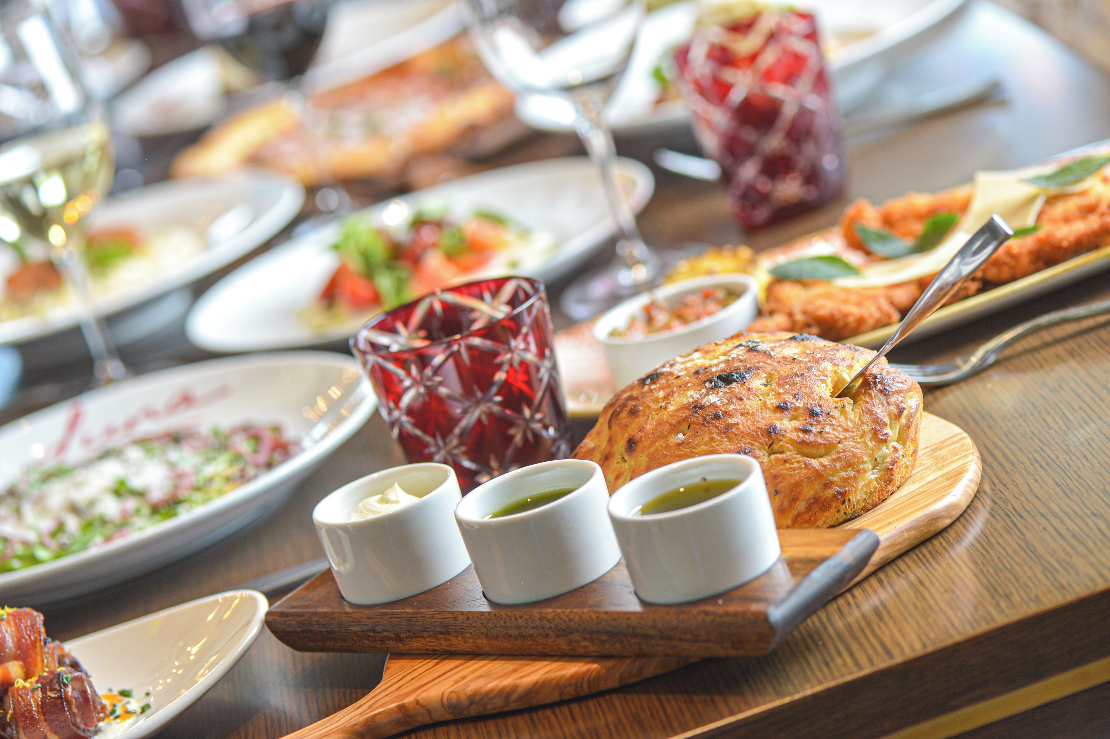 Caesars Republic Scottsdale, a Hilton Hotel