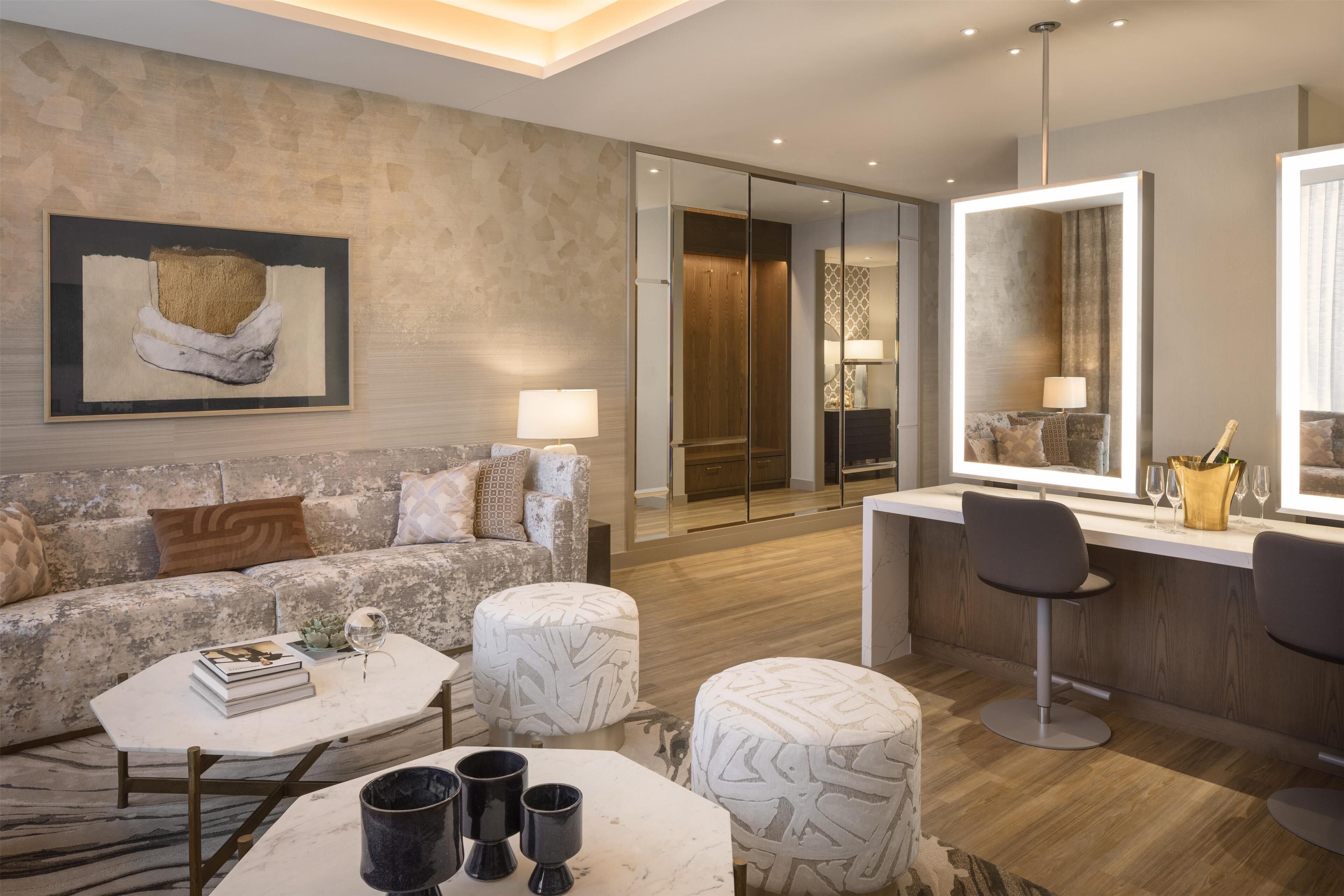 Caesars Republic Scottsdale, a Hilton Hotel