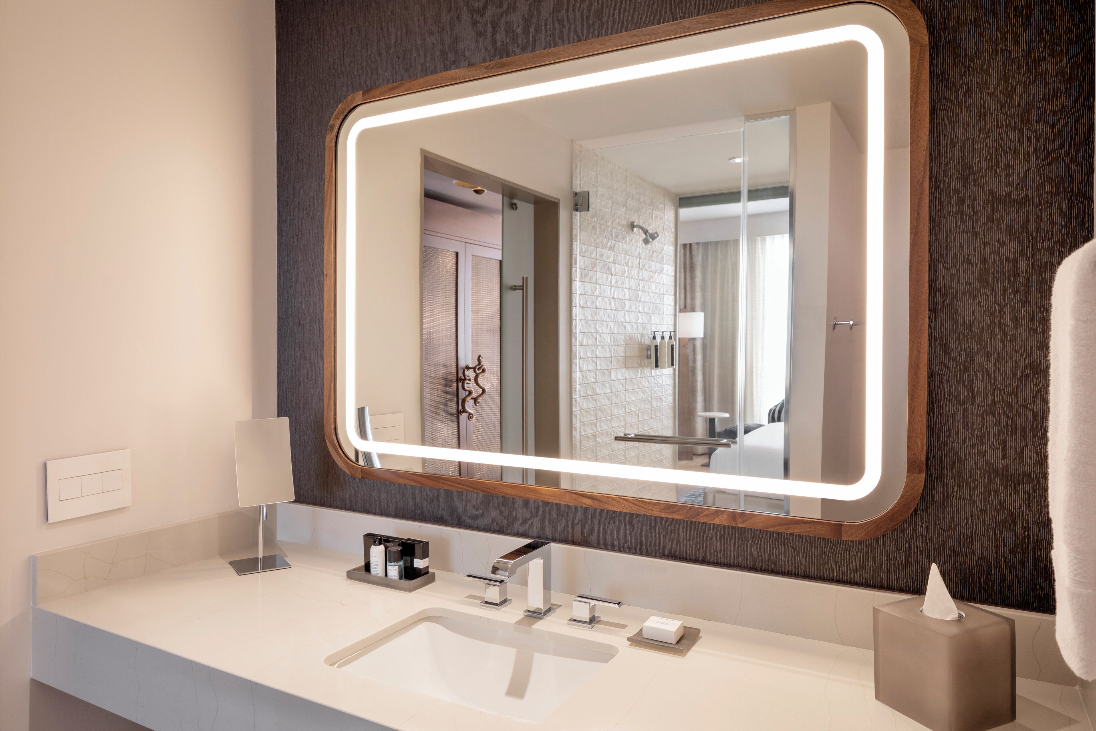 Caesars Republic Scottsdale, a Hilton Hotel