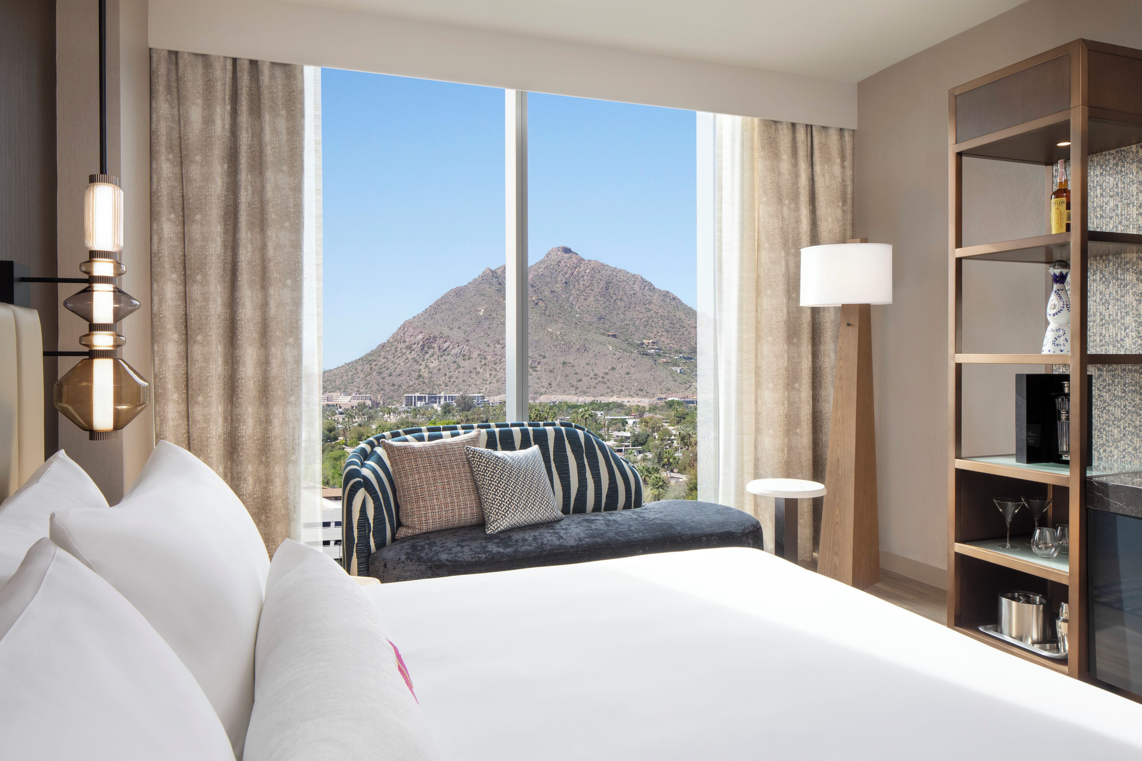 Caesars Republic Scottsdale, a Hilton Hotel