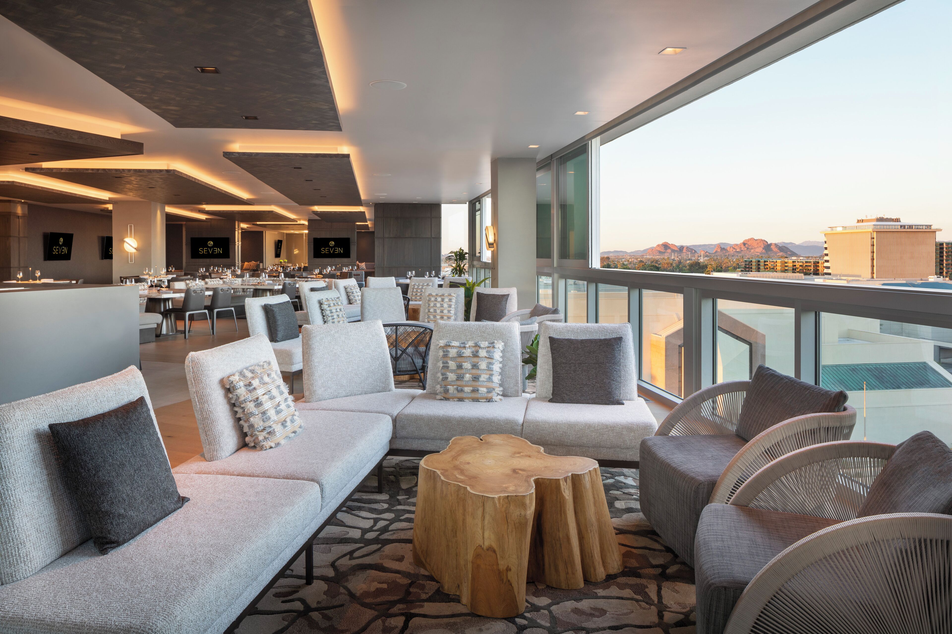 Caesars Republic Scottsdale, a Hilton Hotel